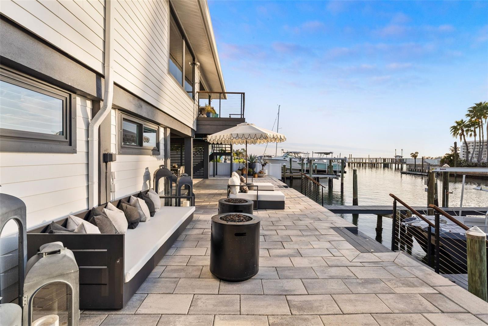 439 CAUSEWAY BLVD, DUNEDIN, FL, 34698