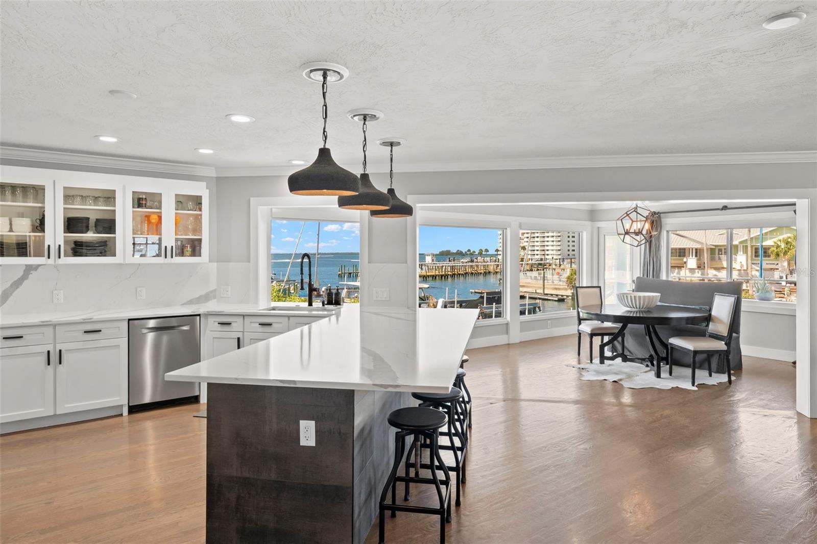 439 CAUSEWAY BLVD, DUNEDIN, FL, 34698