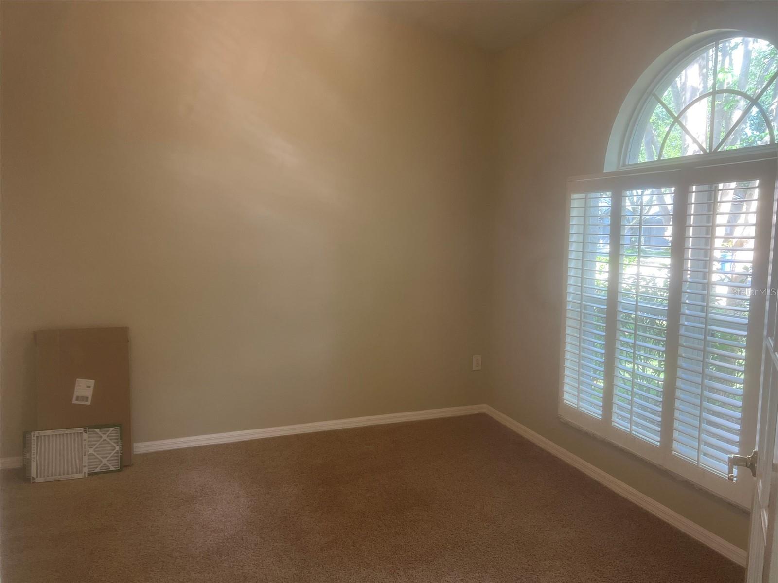 10237 SHADOW BRANCH DR, TAMPA, FL, 33647