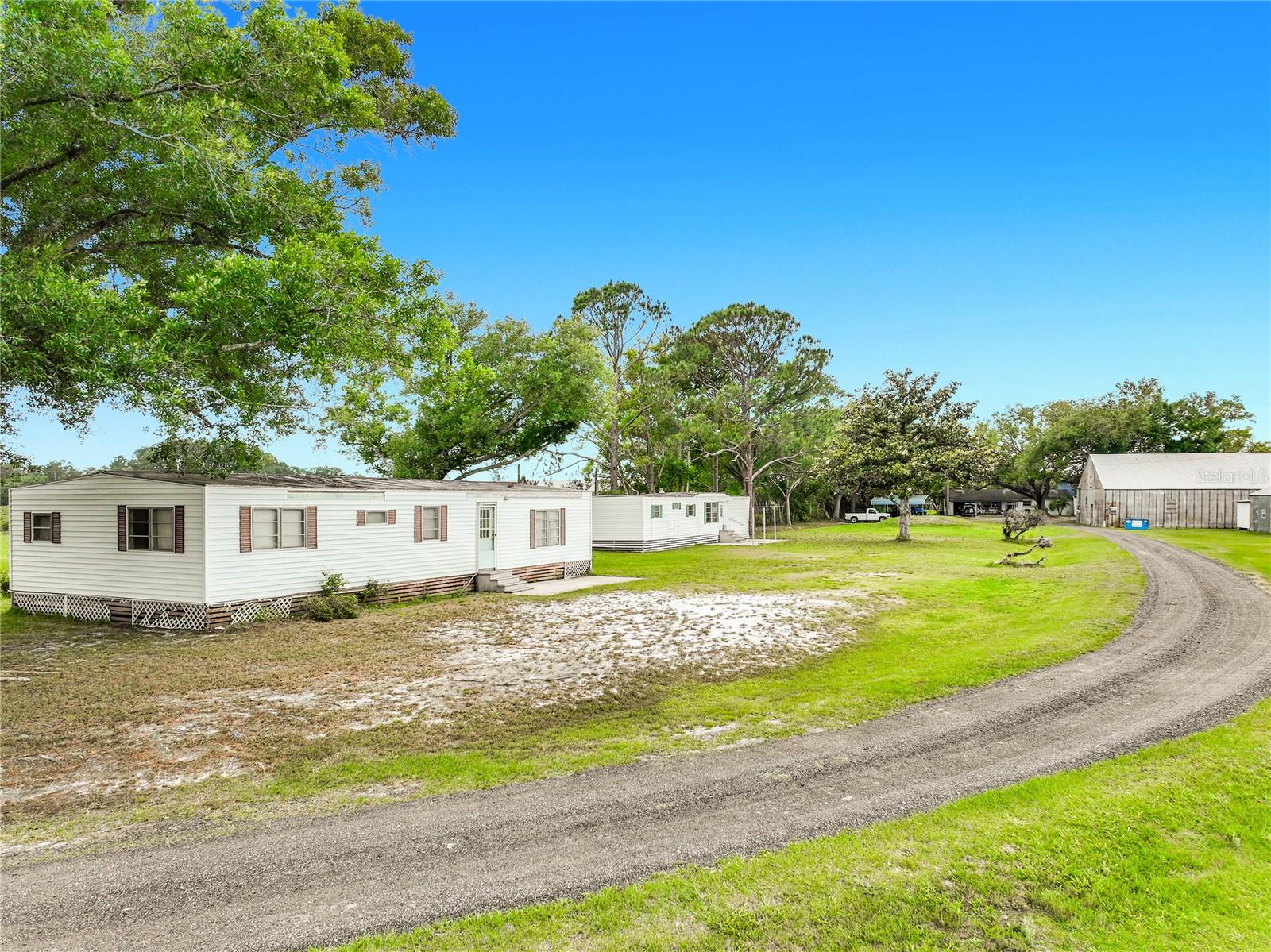 7001 JONES AVE, MOUNT DORA, FL, 32757