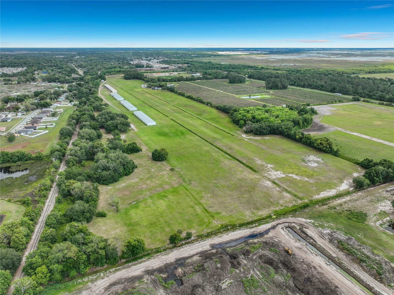 7001 JONES AVE, MOUNT DORA, FL, 32757