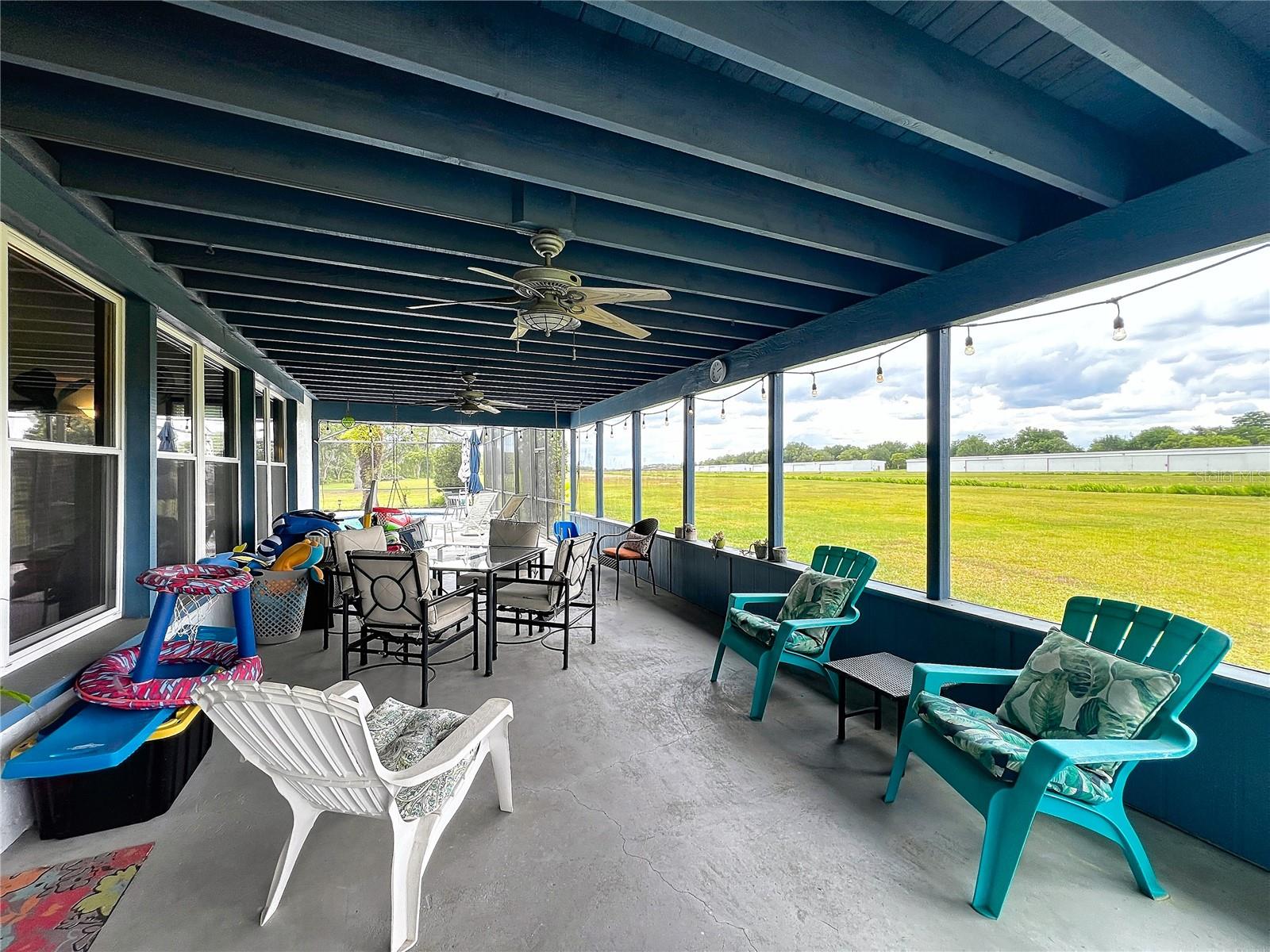 7001 JONES AVE, MOUNT DORA, FL, 32757