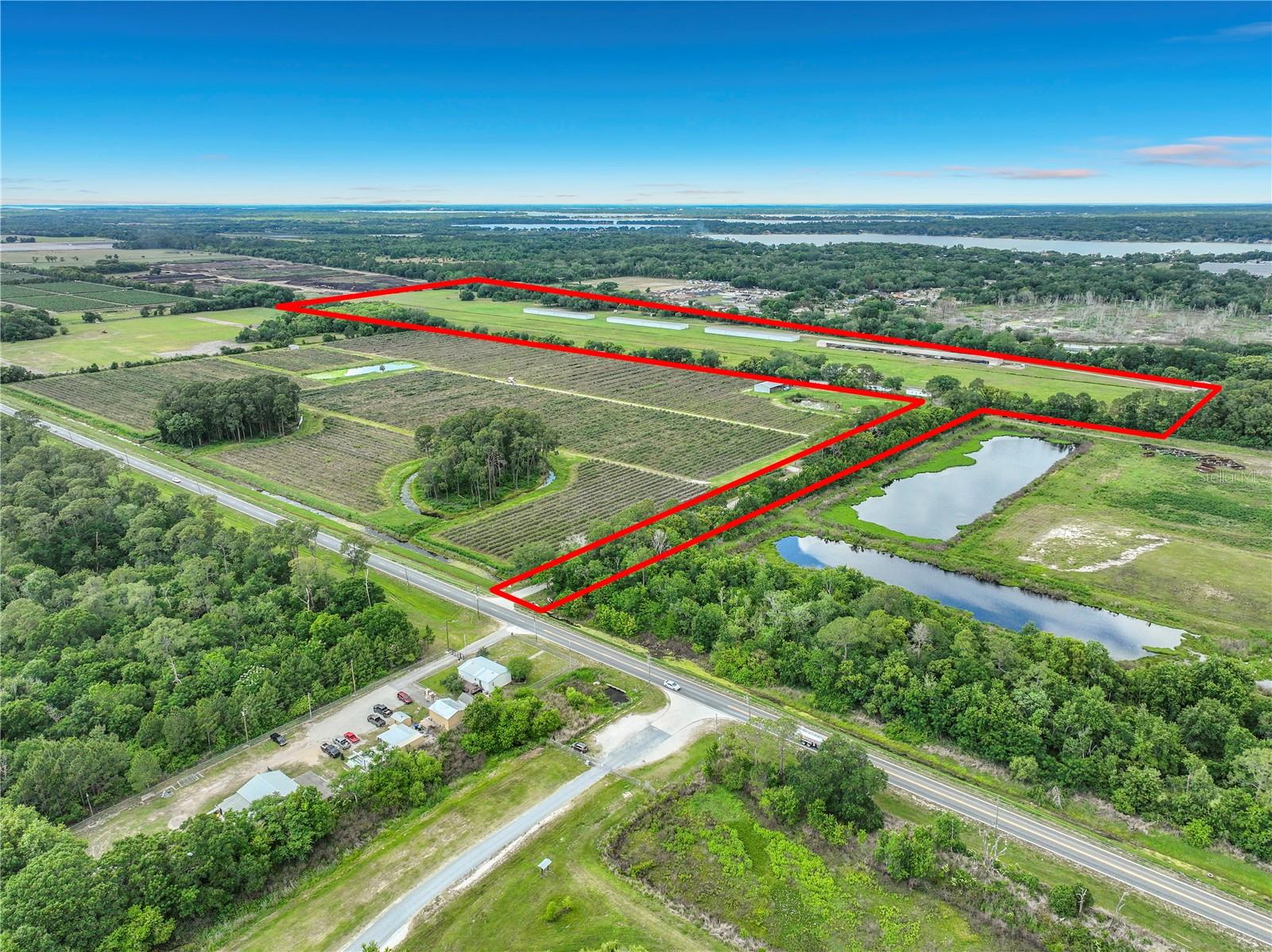 7001 JONES AVE, MOUNT DORA, FL, 32757