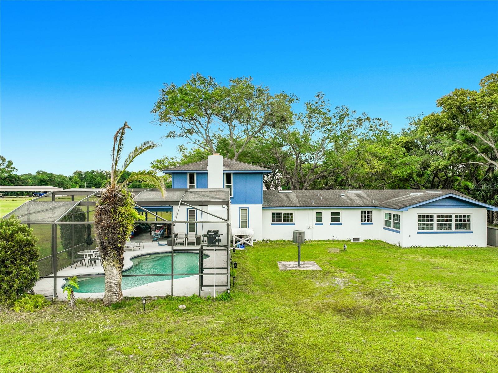 7001 JONES AVE, MOUNT DORA, FL, 32757