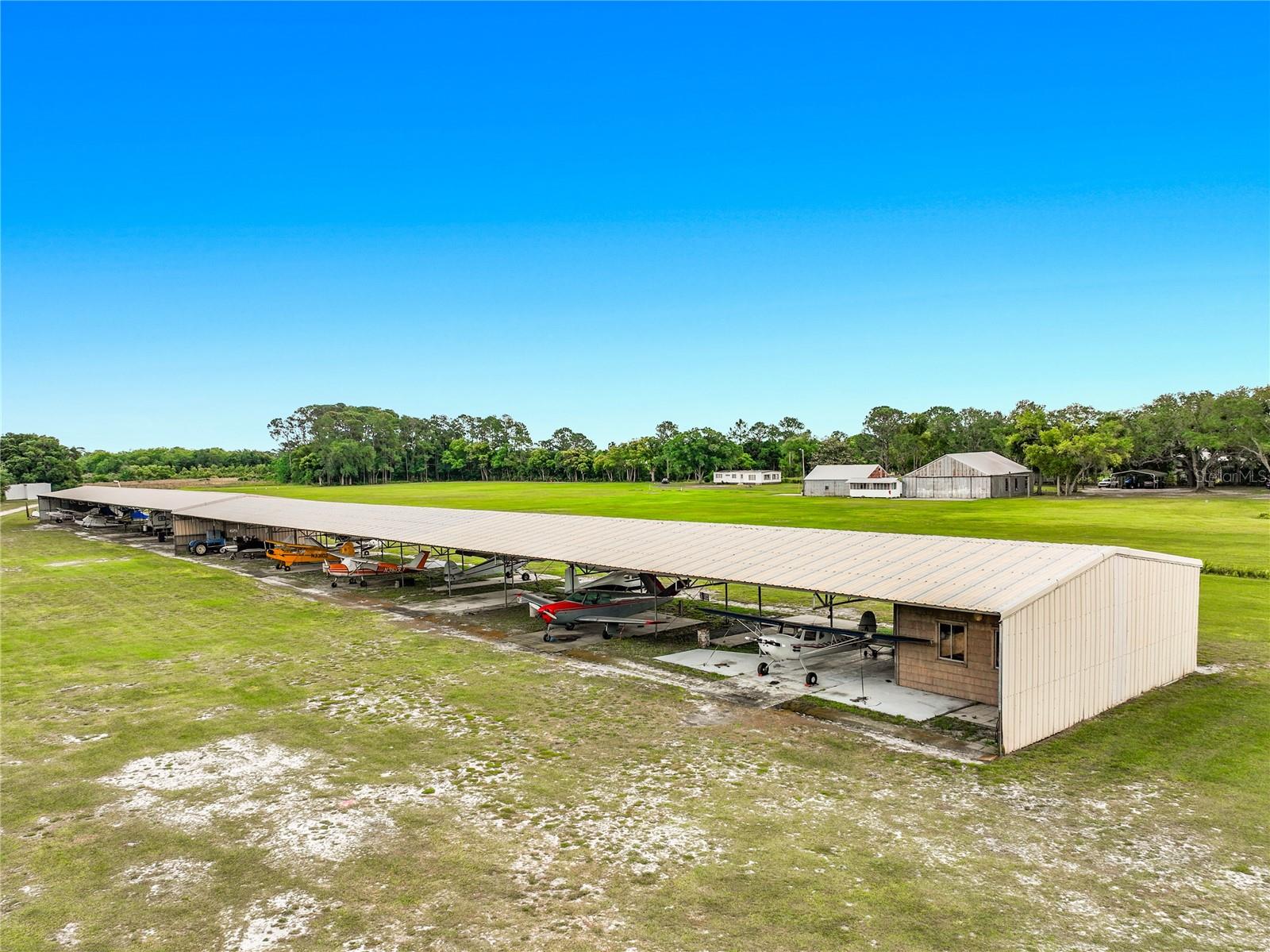 7001 JONES AVE, MOUNT DORA, FL, 32757