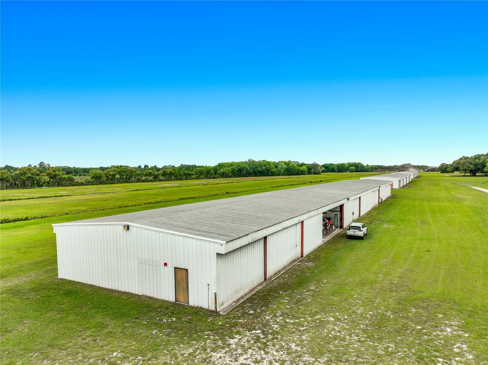 7001 JONES AVE, MOUNT DORA, FL, 32757