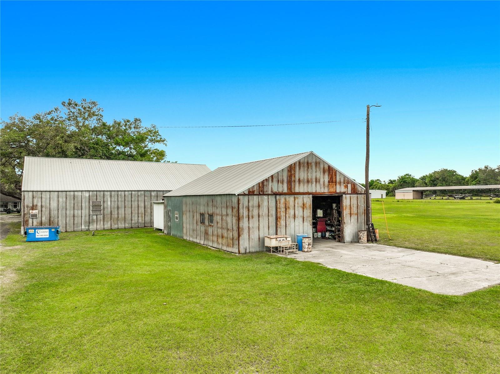 7001 JONES AVE, MOUNT DORA, FL, 32757