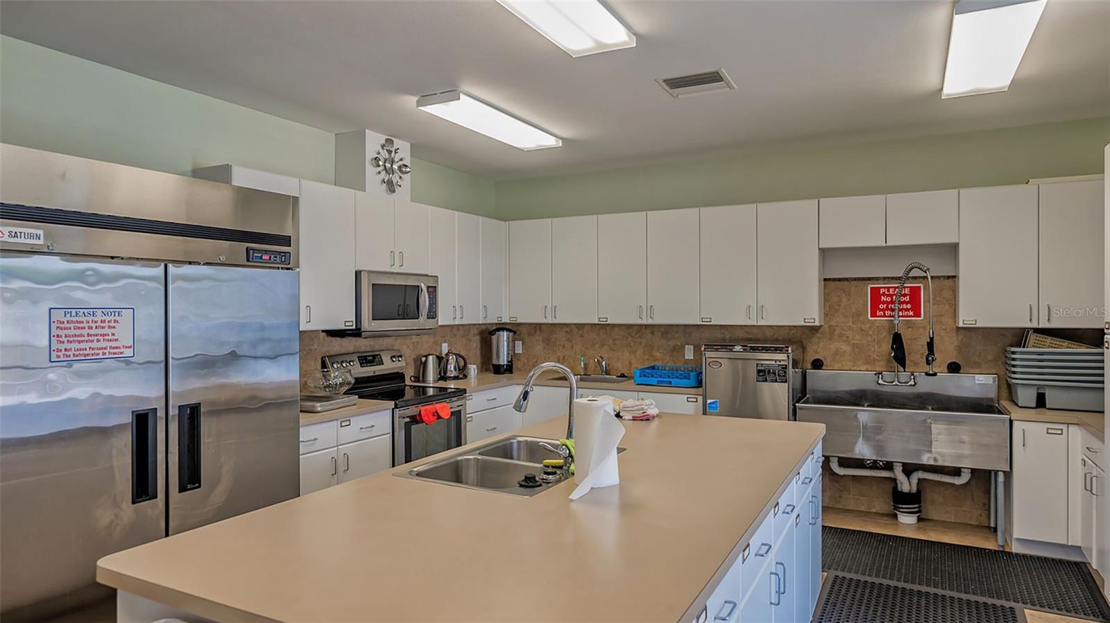 208 SOUTHWINDS DR, SARASOTA, FL, 34231