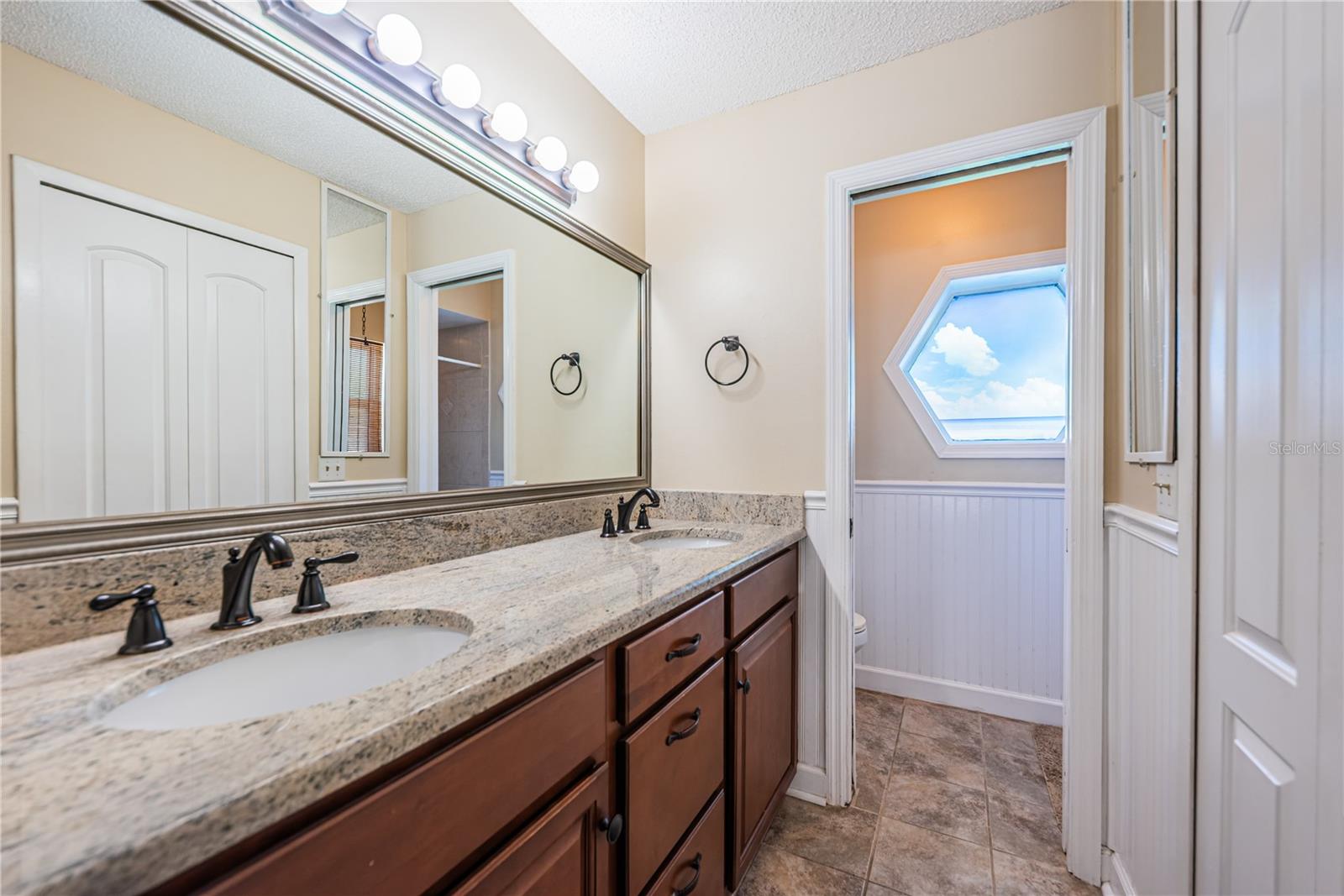 6804 SEAFAIRER DR, TAMPA, FL, 33615