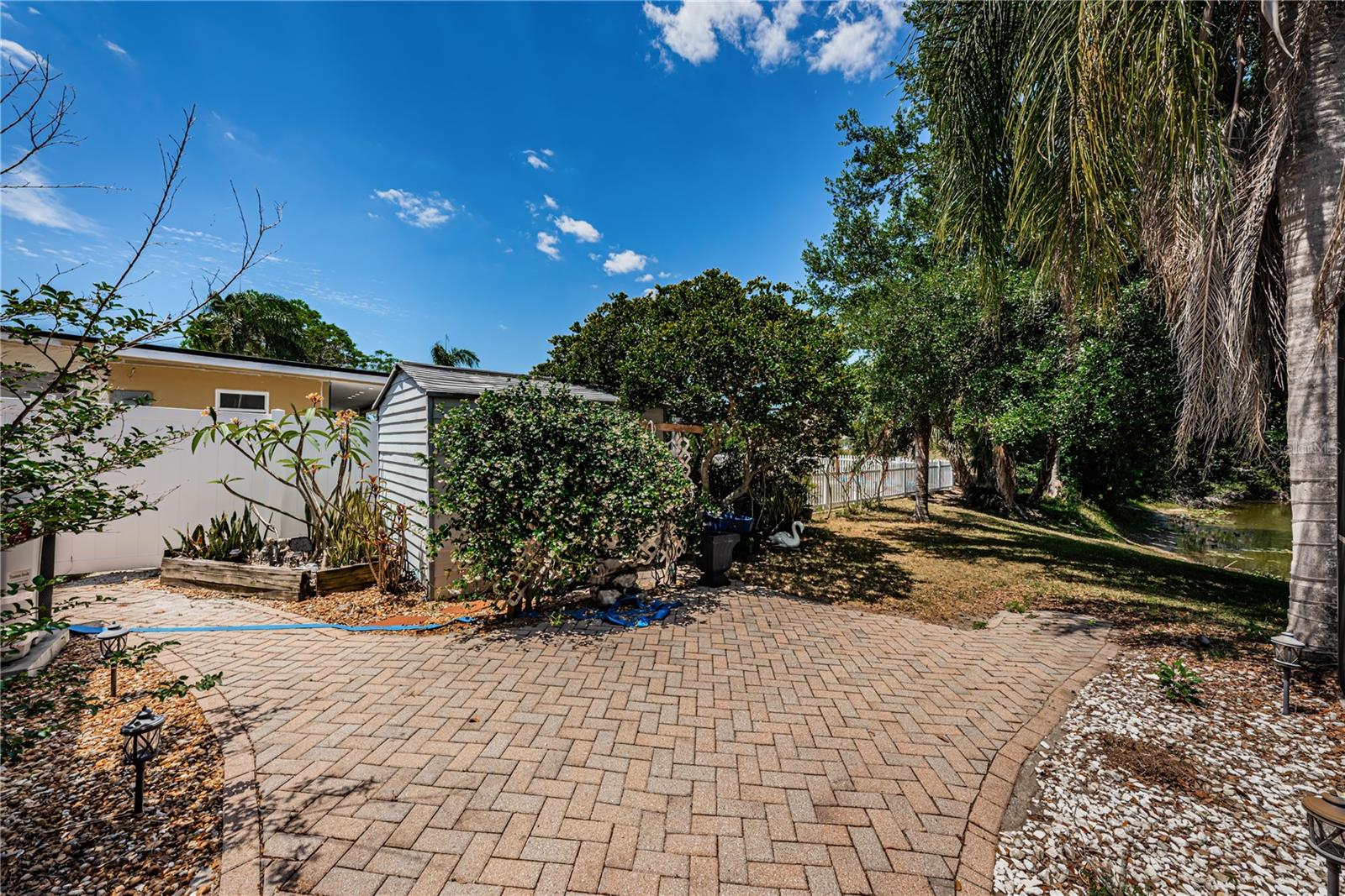 6804 SEAFAIRER DR, TAMPA, FL, 33615