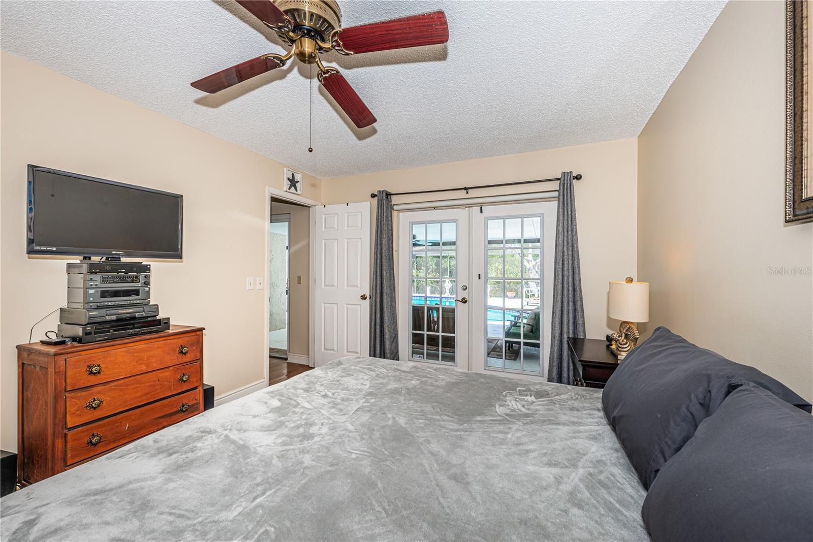 6804 SEAFAIRER DR, TAMPA, FL, 33615