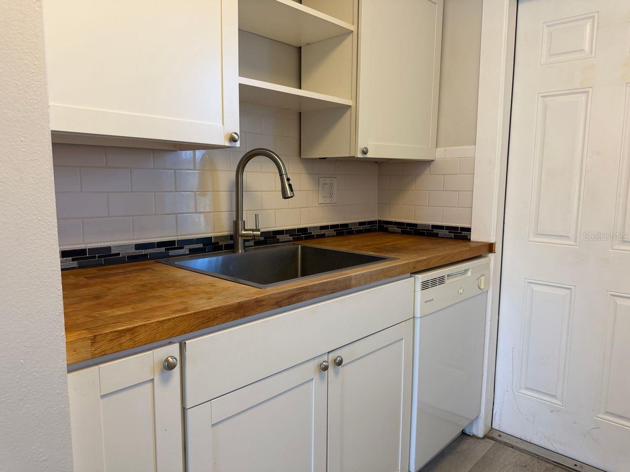 6900 MIAMI DR #1, INDIAN LAKE ESTATES, FL, 33855