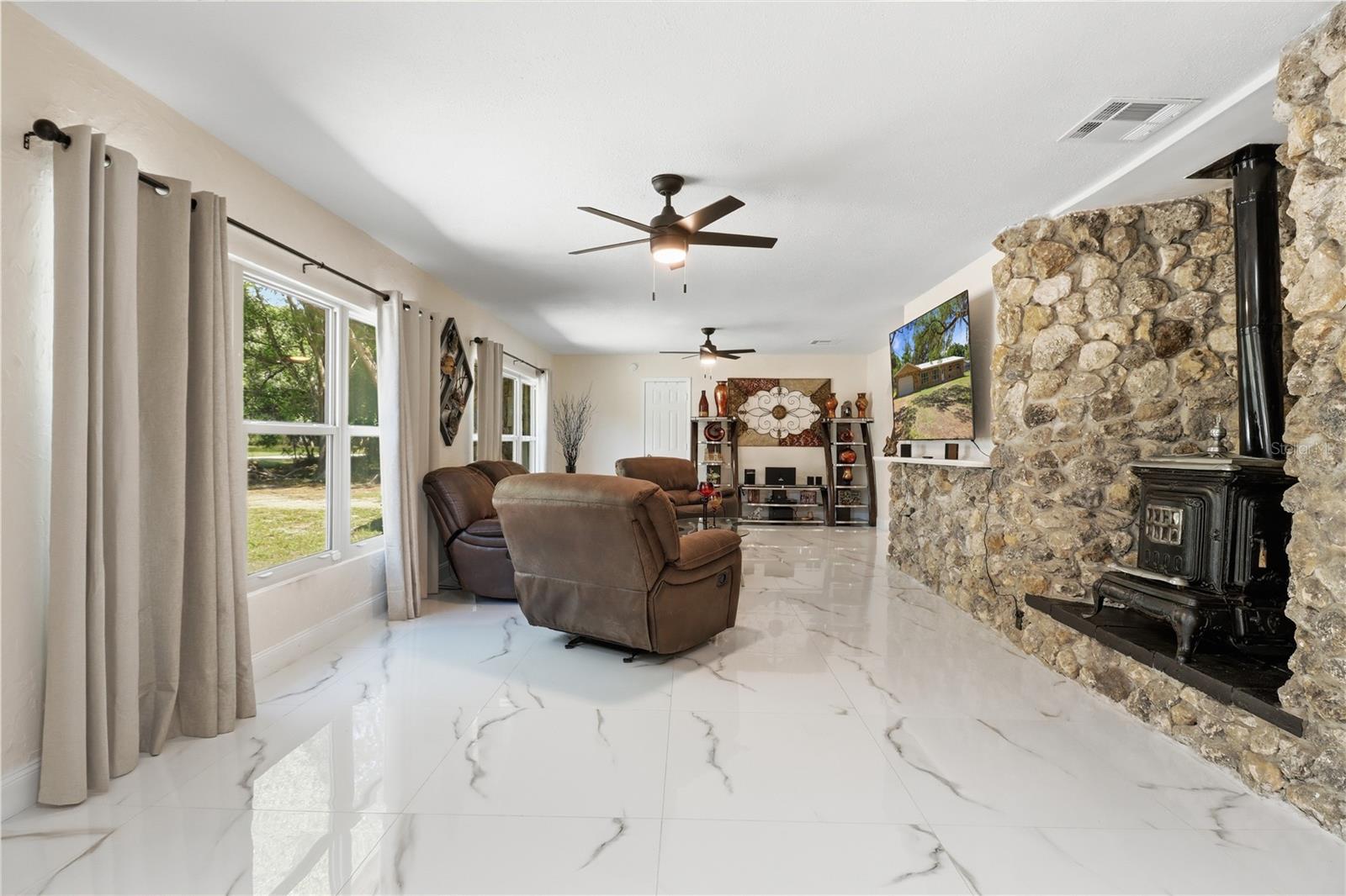 67 COVE RD, INGLIS, FL, 34449