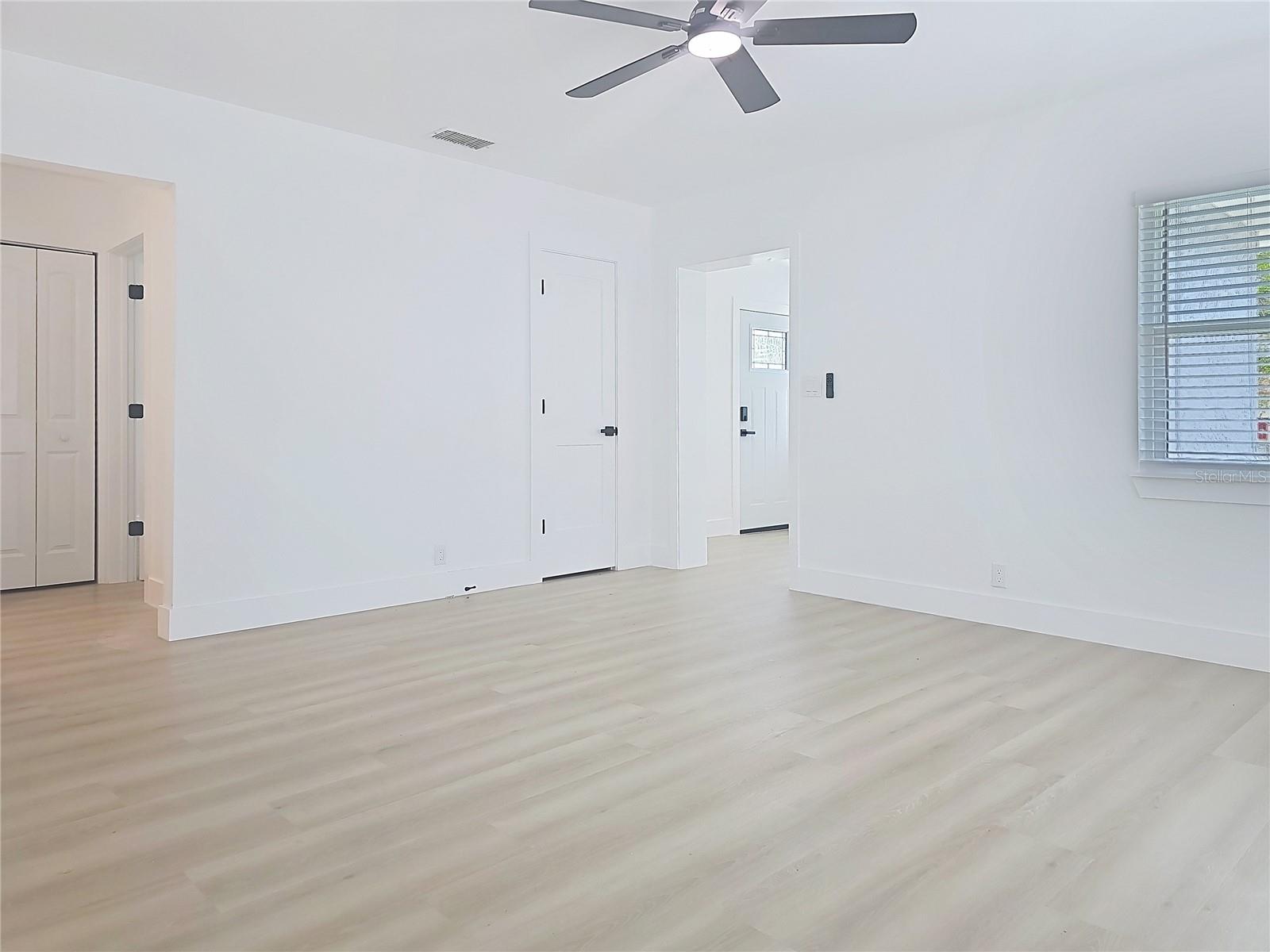 1035 15TH AVE S, ST PETERSBURG, FL, 33705