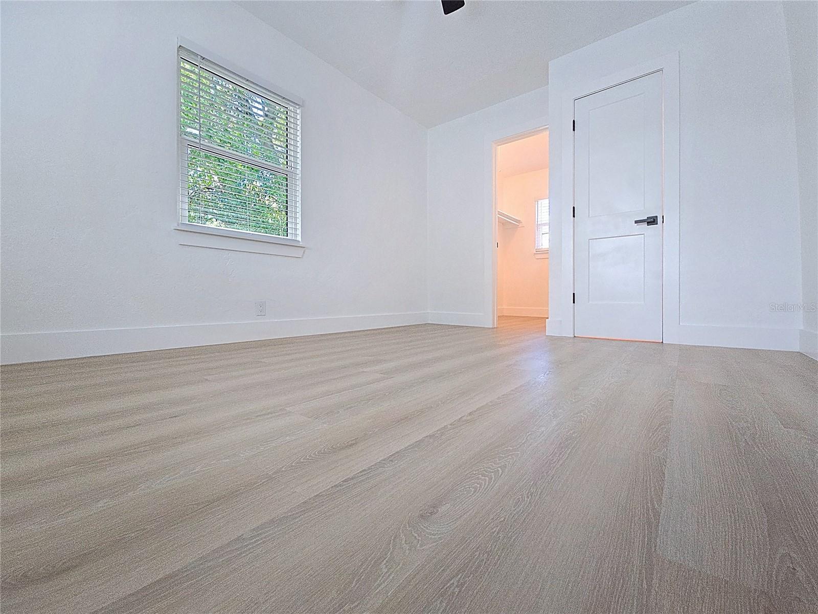 1035 15TH AVE S, ST PETERSBURG, FL, 33705