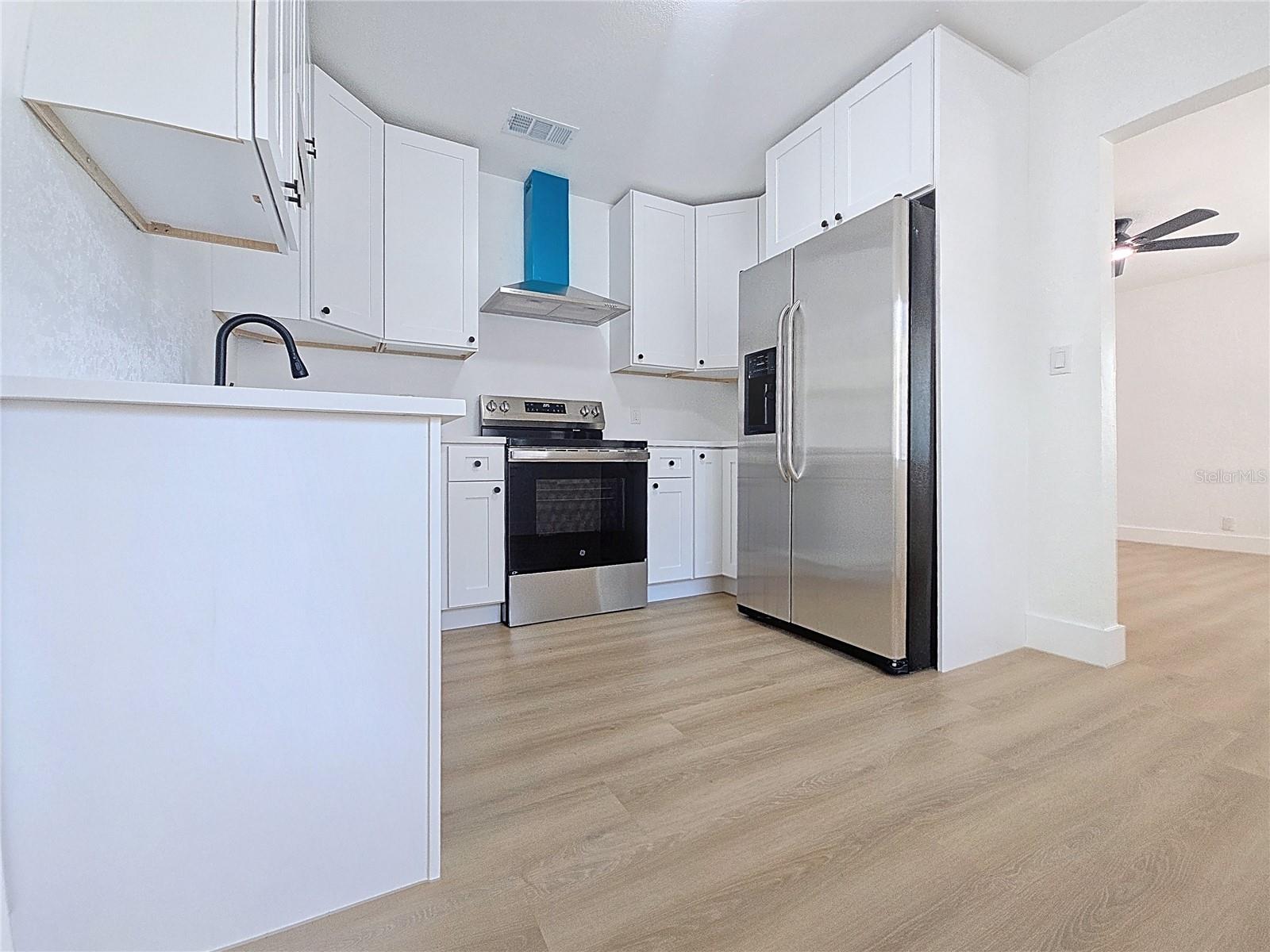 1035 15TH AVE S, ST PETERSBURG, FL, 33705