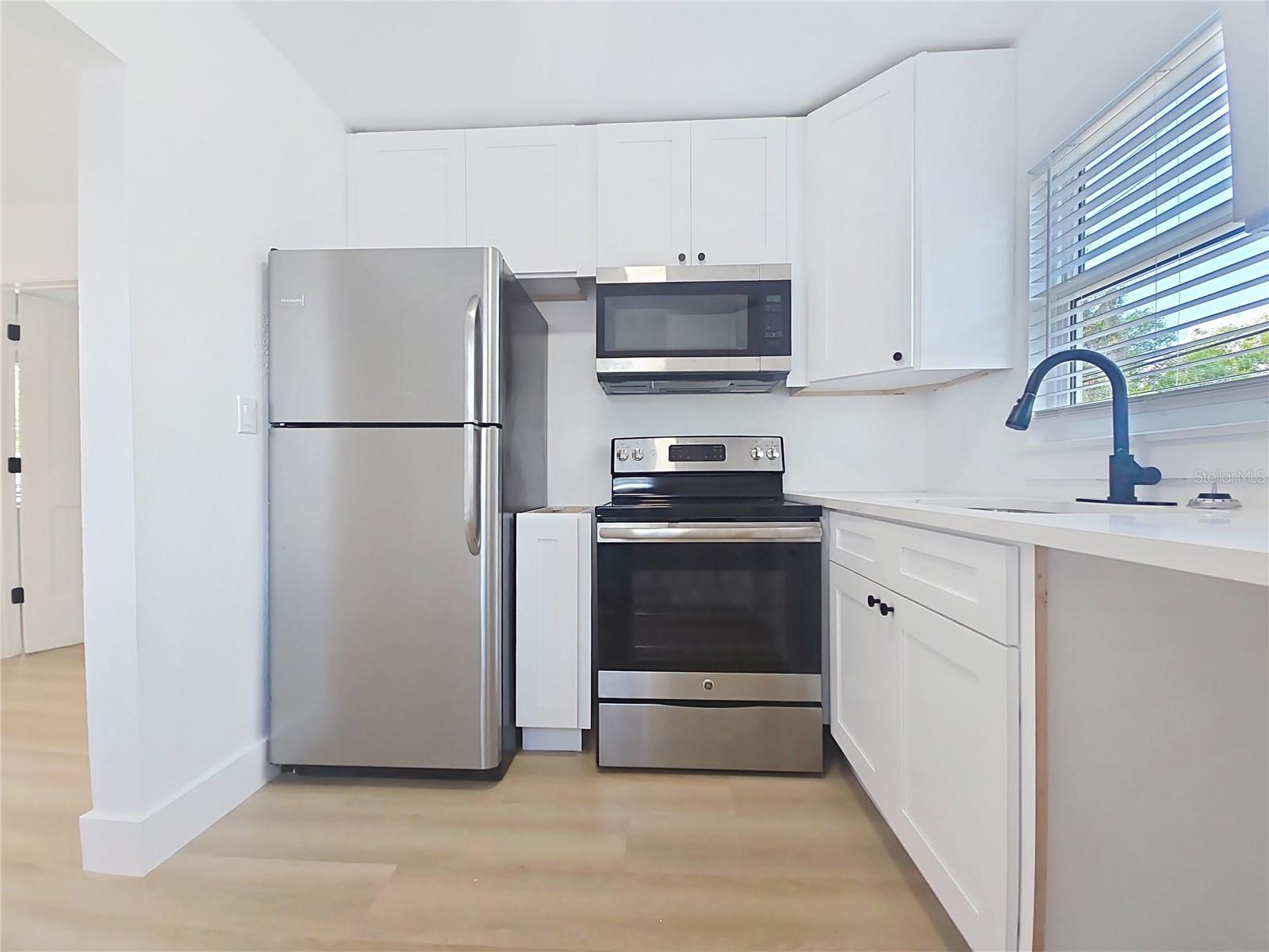 1035 15TH AVE S, ST PETERSBURG, FL, 33705