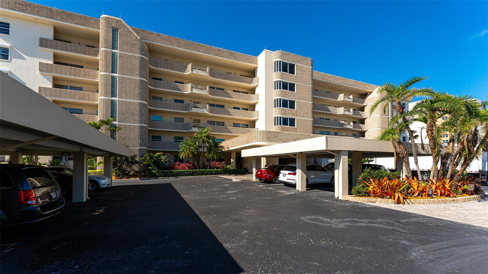 4325 GULF OF MEXICO DR #305, LONGBOAT KEY, FL, 34228