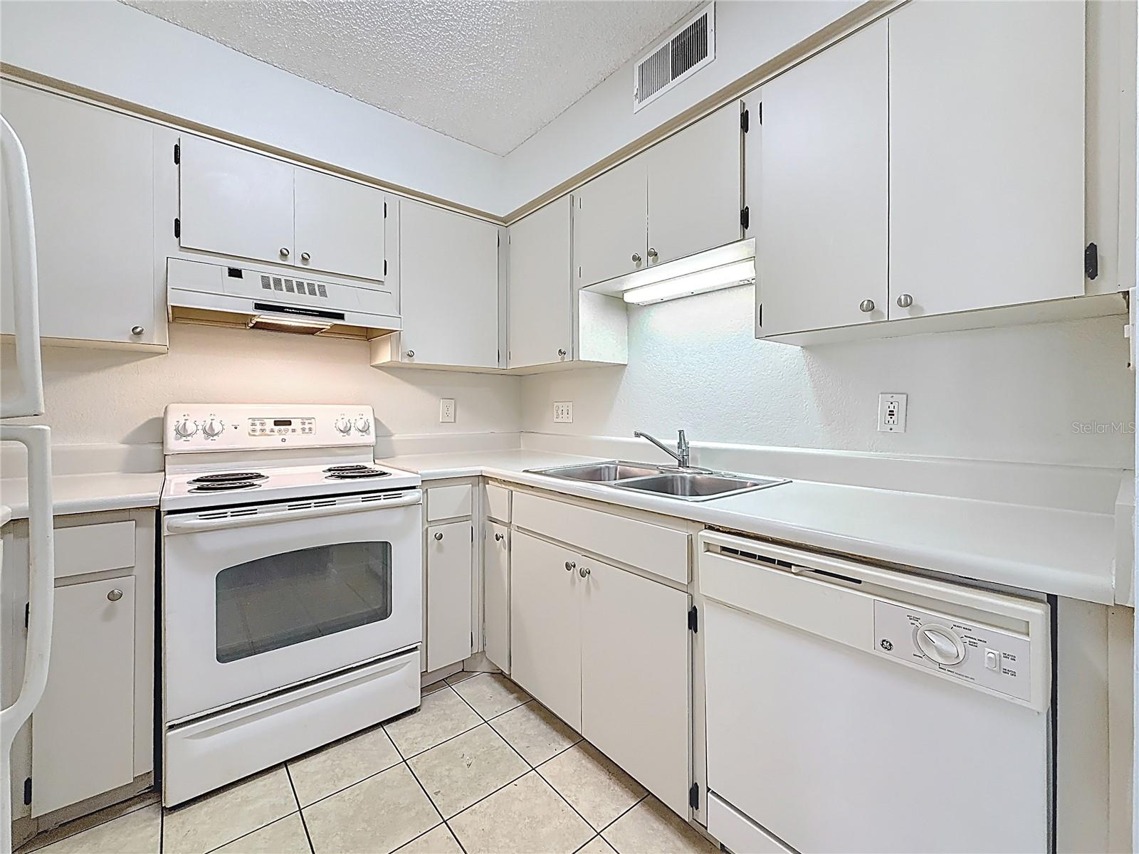 2690 CORAL LANDINGS BLVD #516, PALM HARBOR, FL, 34684