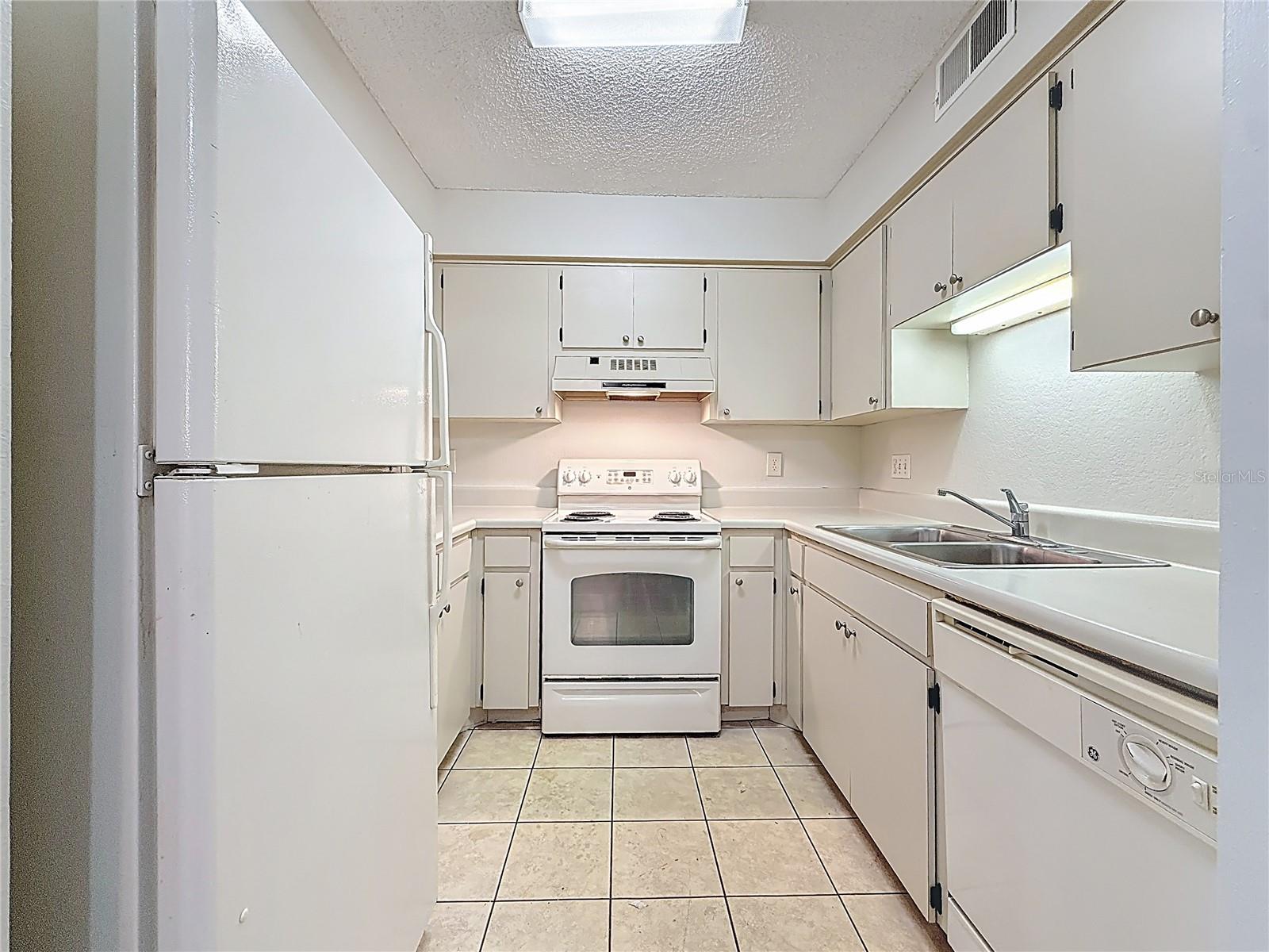 2690 CORAL LANDINGS BLVD #516, PALM HARBOR, FL, 34684