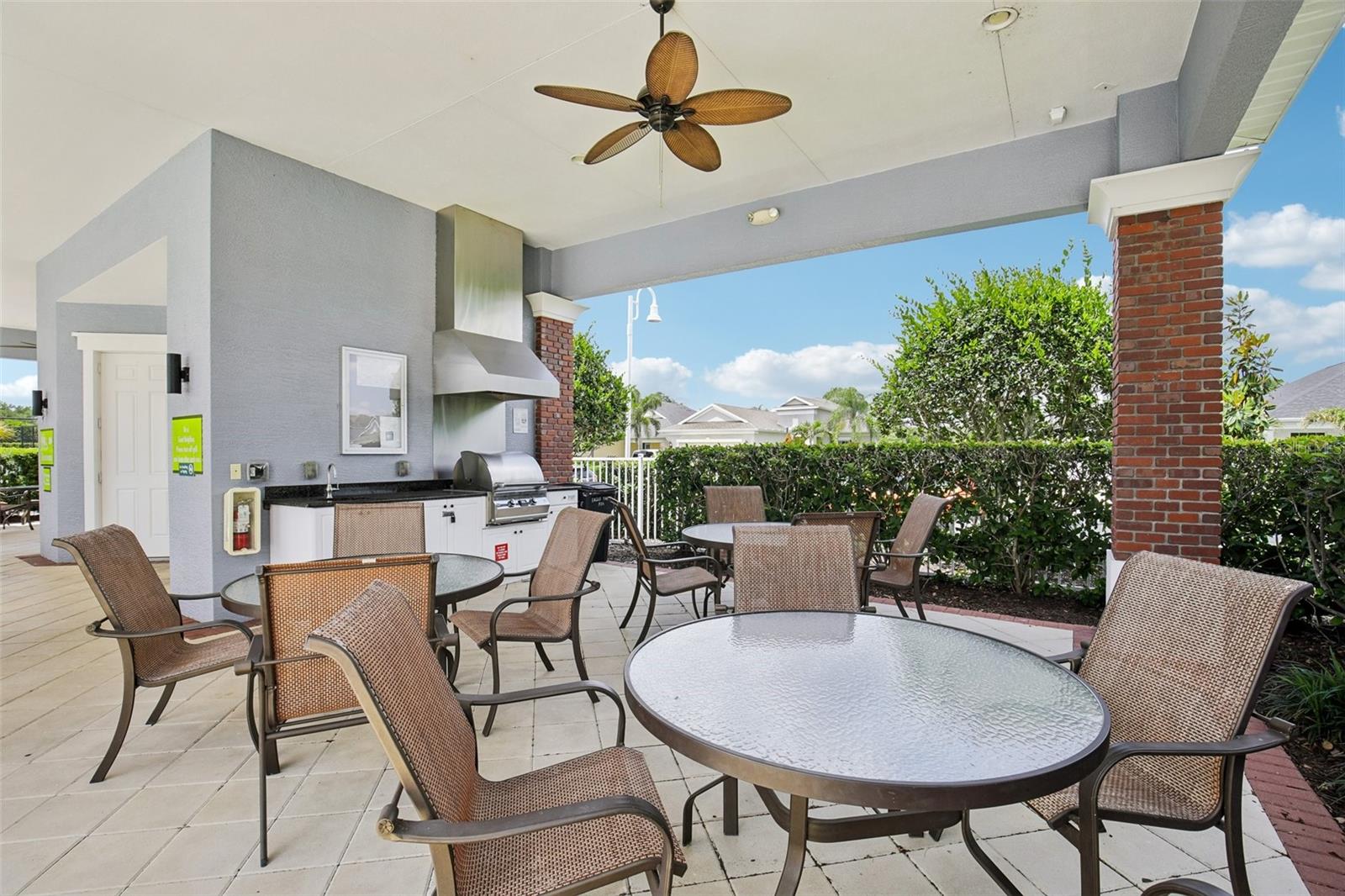 12307 WHISPER LAKE DR, BRADENTON, FL, 34211