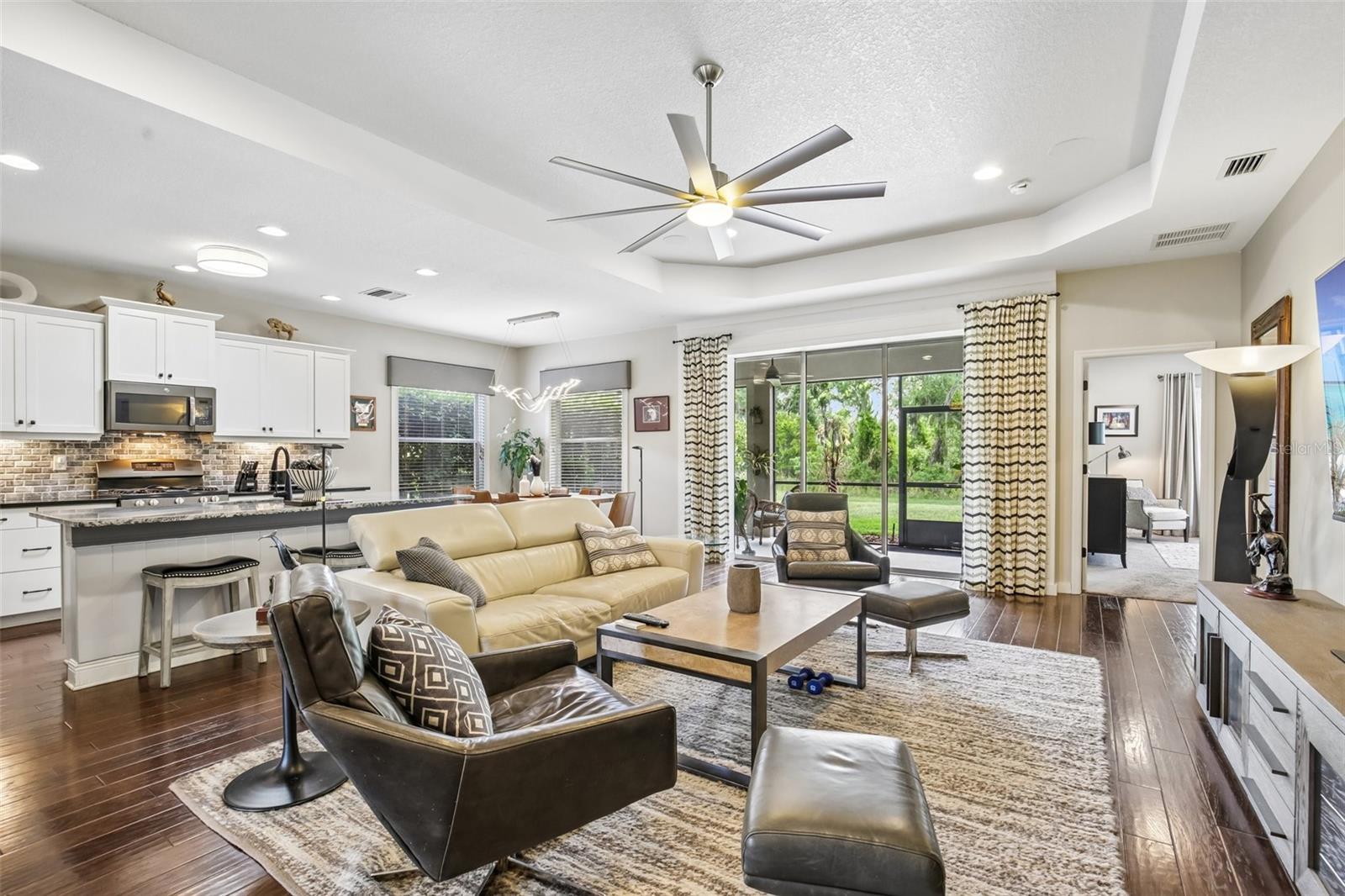 12307 WHISPER LAKE DR, BRADENTON, FL, 34211