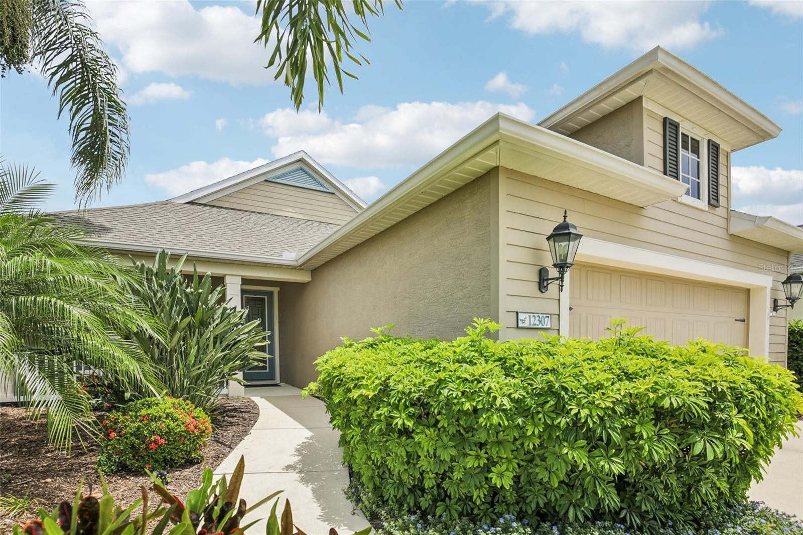 12307 WHISPER LAKE DR, BRADENTON, FL, 34211