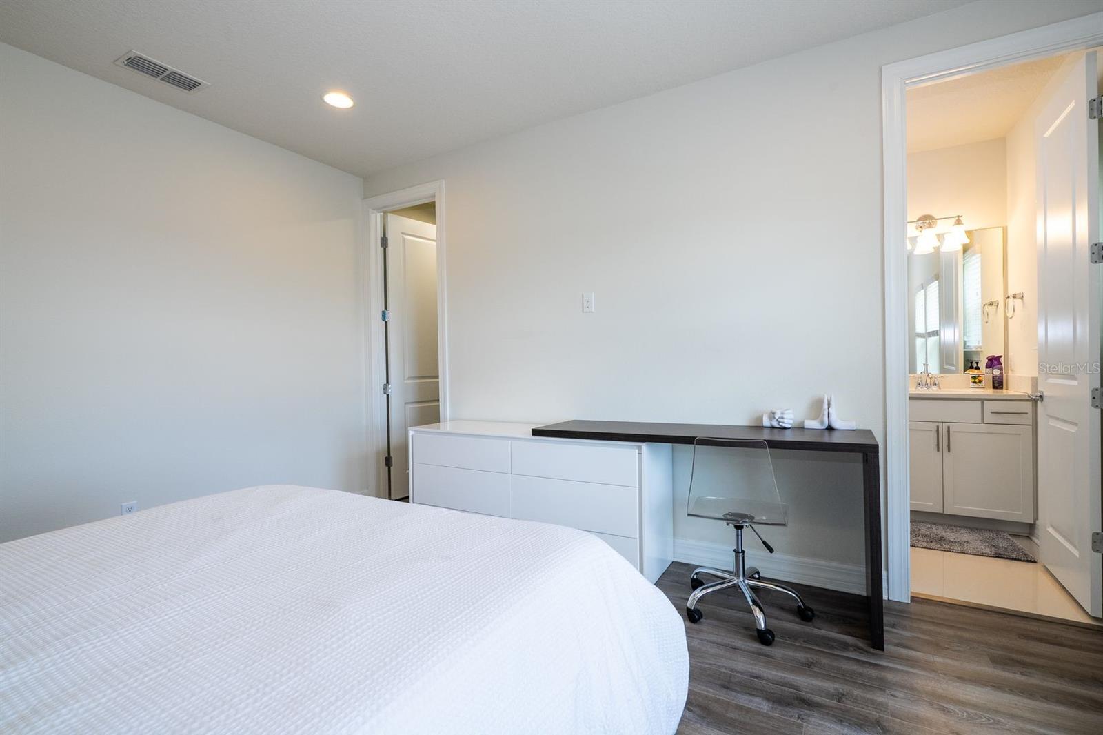 11142 LEMON LAKE BLVD, ORLANDO, FL, 32836