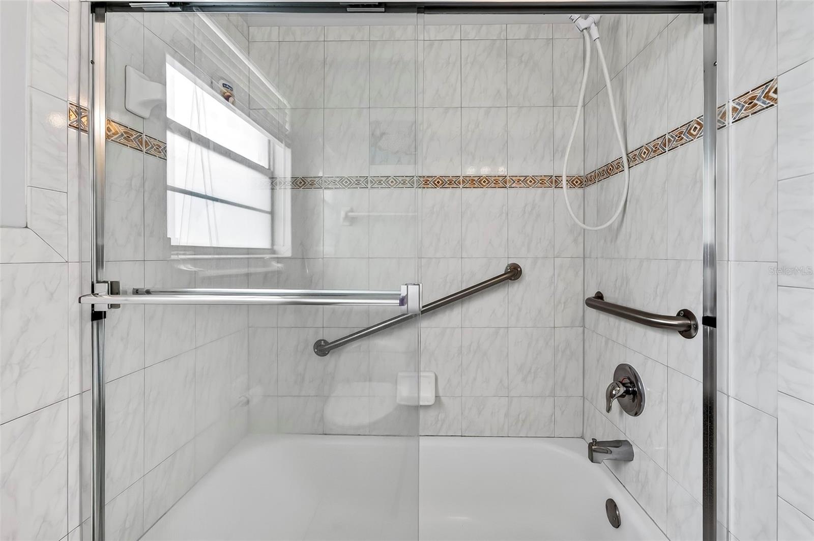 1550 MORAVIA AVE, DAYTONA BEACH, FL, 32117