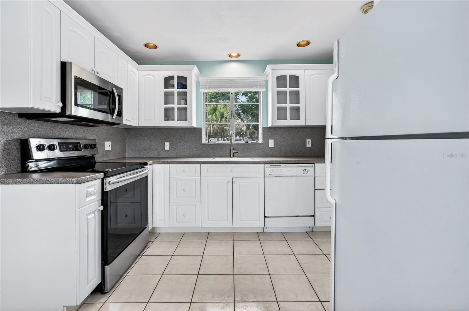 1550 MORAVIA AVE, DAYTONA BEACH, FL, 32117