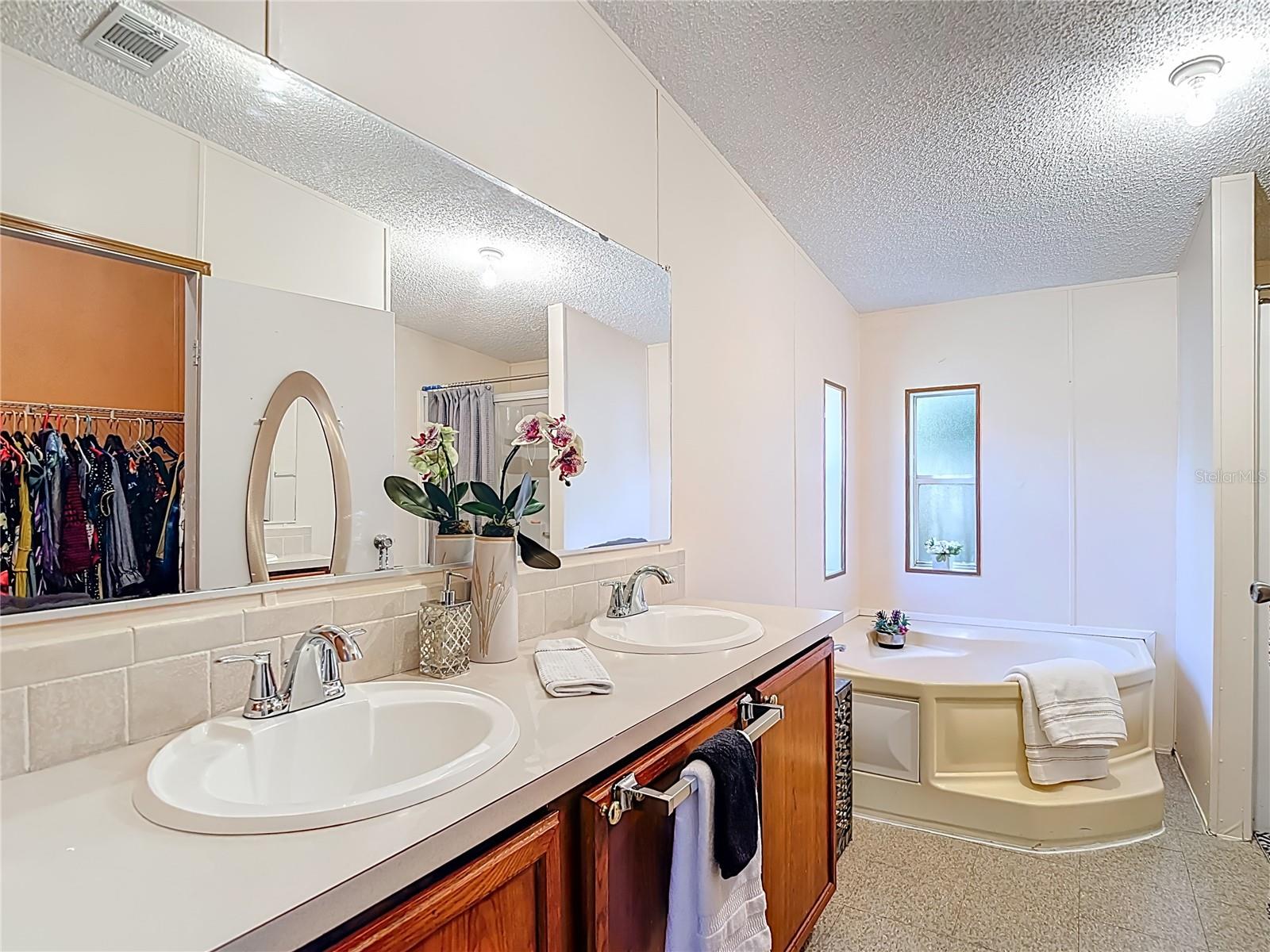 7207 50TH AVE S, TAMPA, FL, 33619