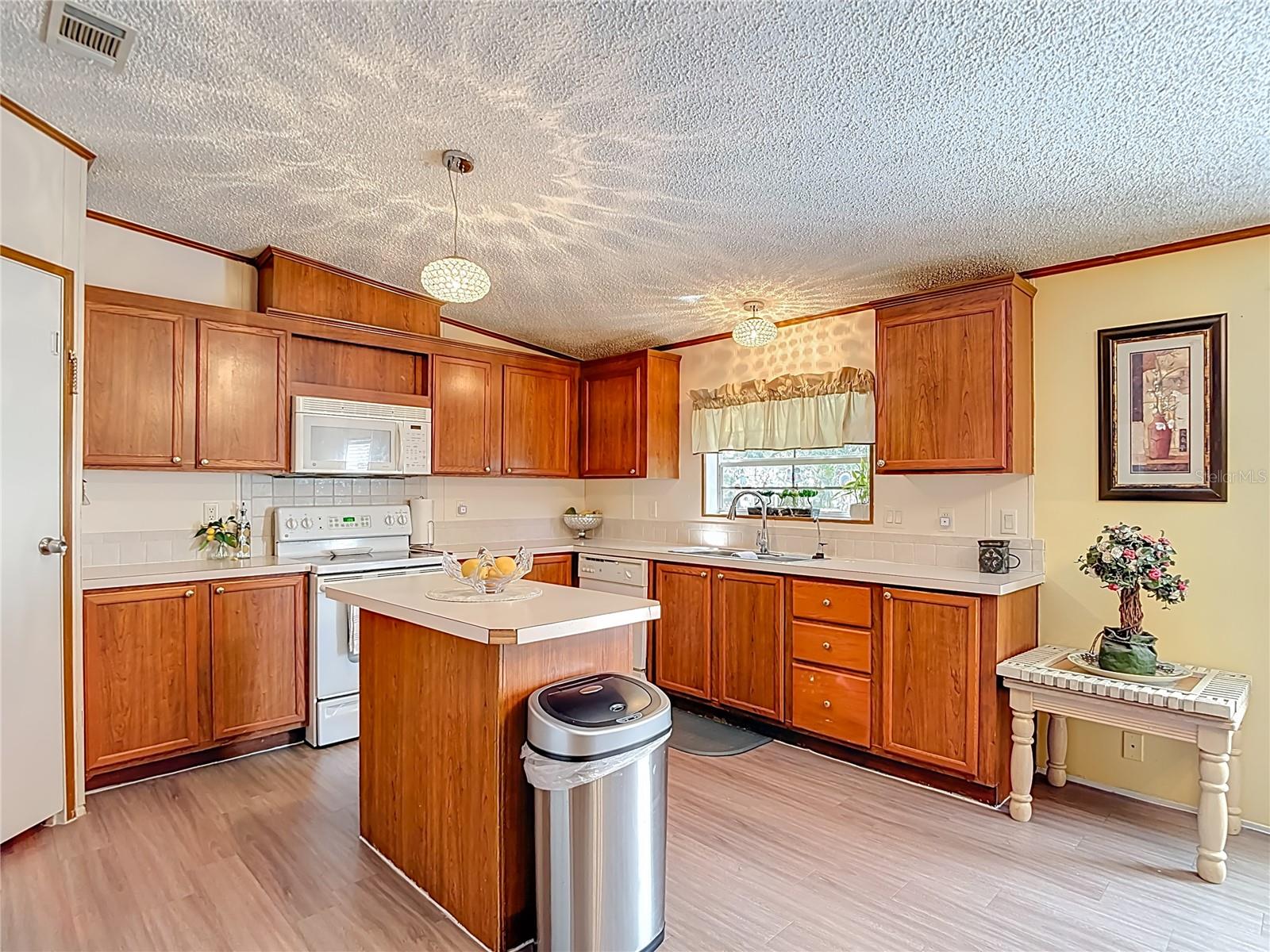 7207 50TH AVE S, TAMPA, FL, 33619