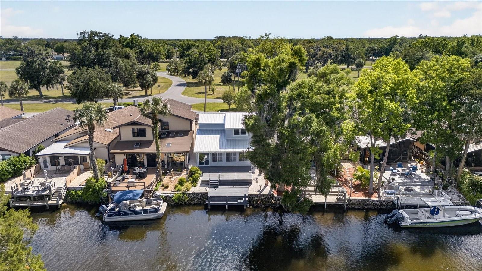 11583 W RIVERHAVEN DR, HOMOSASSA, FL, 34448
