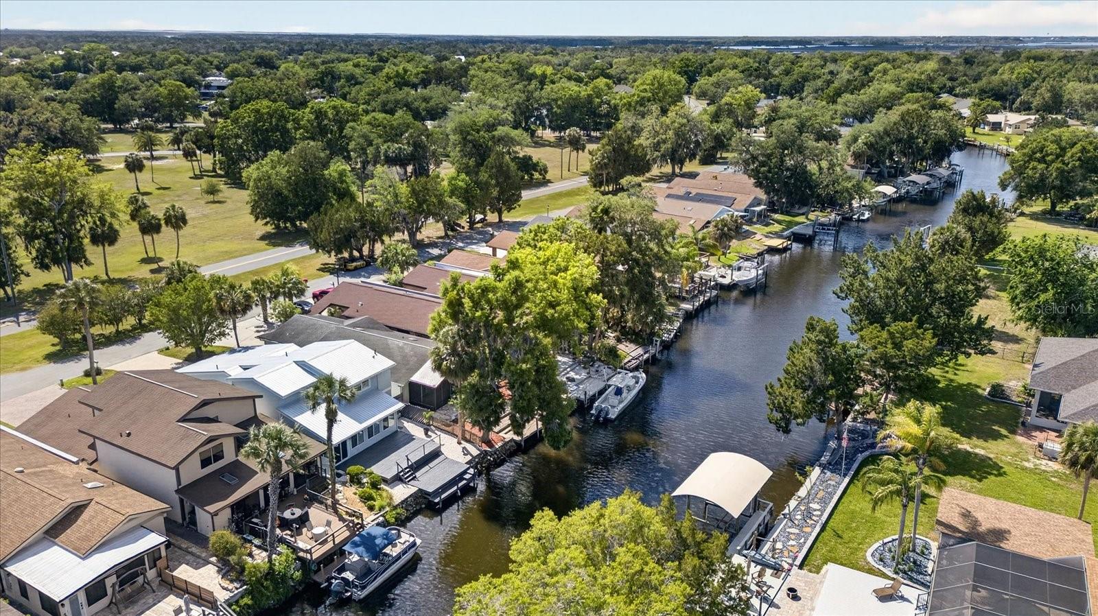 11583 W RIVERHAVEN DR, HOMOSASSA, FL, 34448