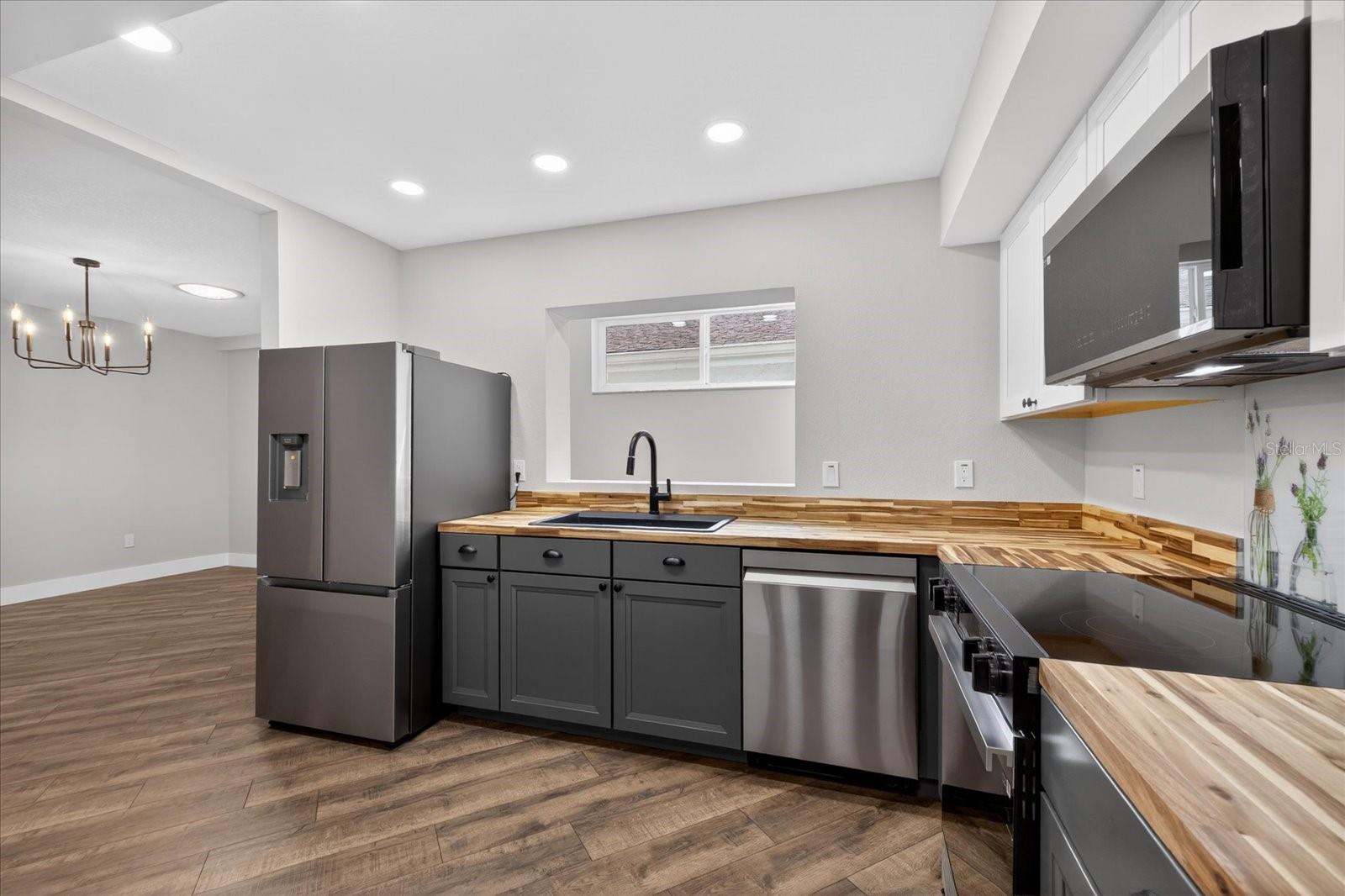 11583 W RIVERHAVEN DR, HOMOSASSA, FL, 34448