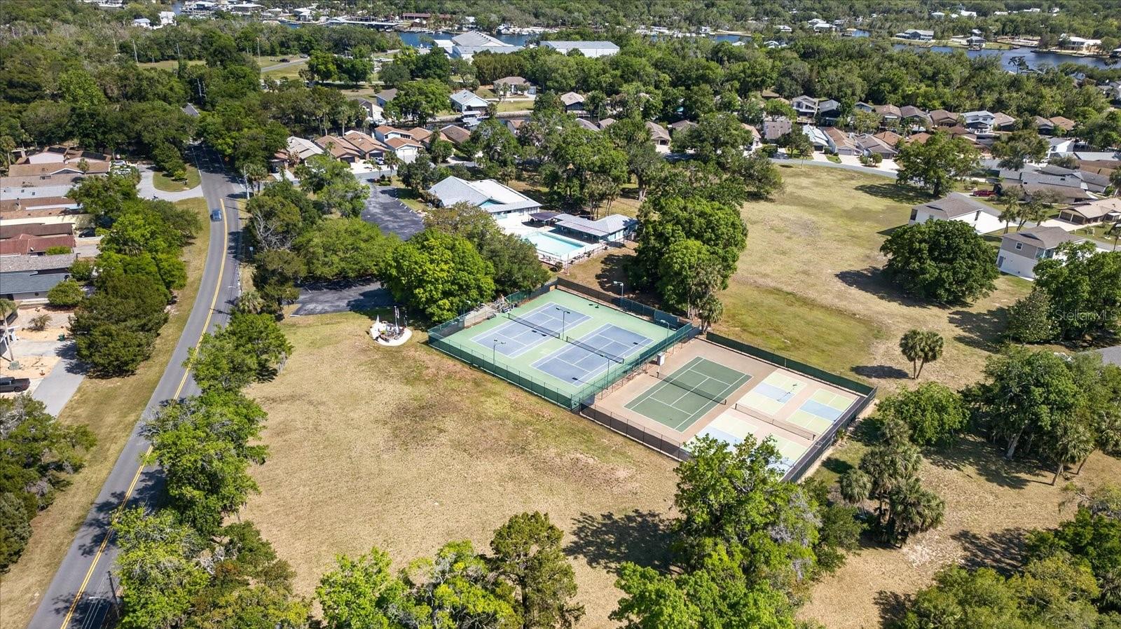 11583 W RIVERHAVEN DR, HOMOSASSA, FL, 34448