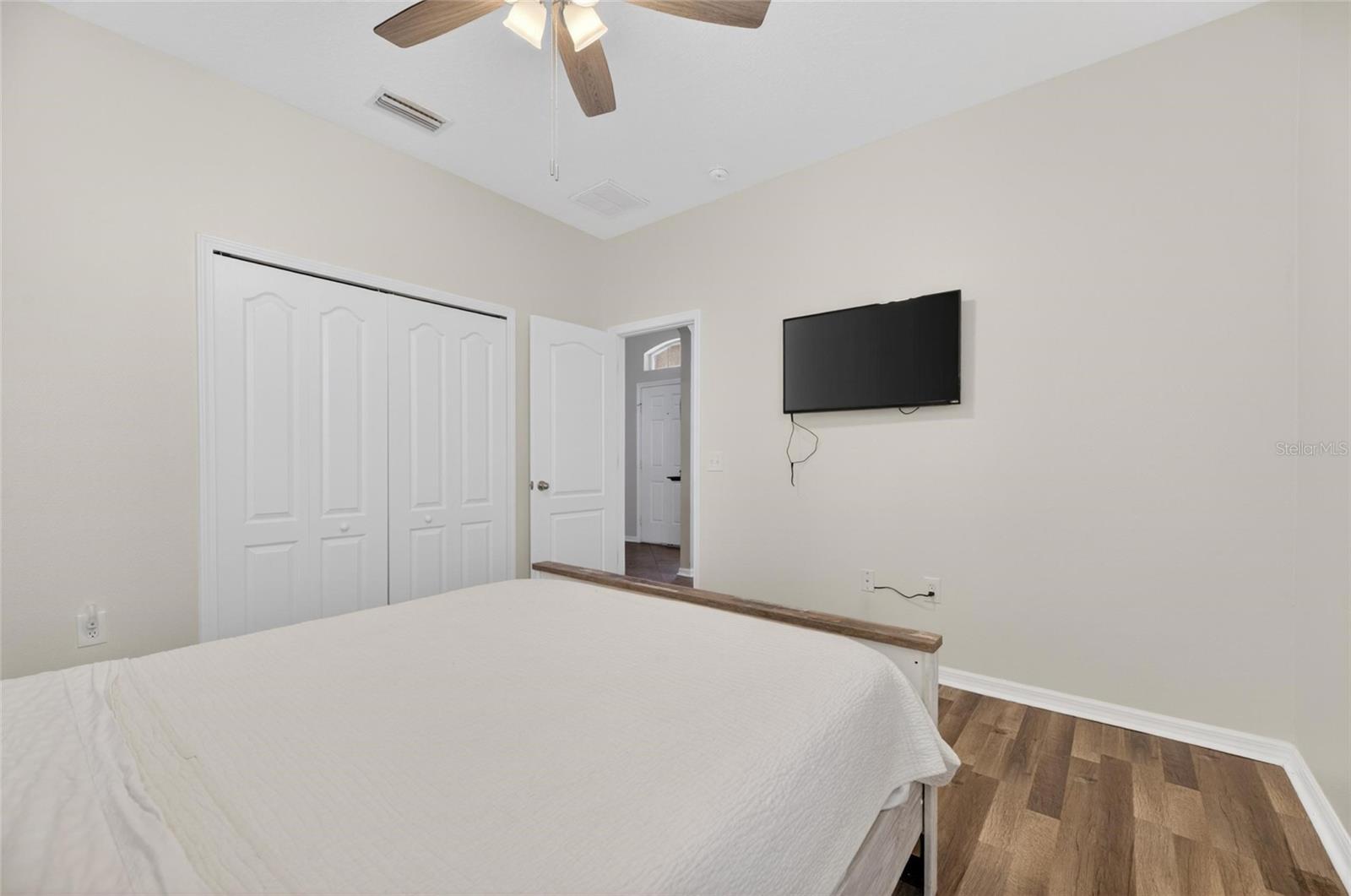 211 WESTCHESTER HILLS LN, VALRICO, FL, 33594