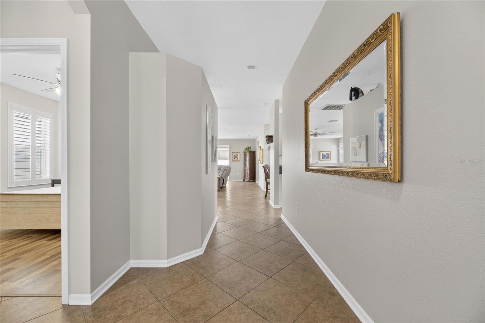 211 WESTCHESTER HILLS LN, VALRICO, FL, 33594