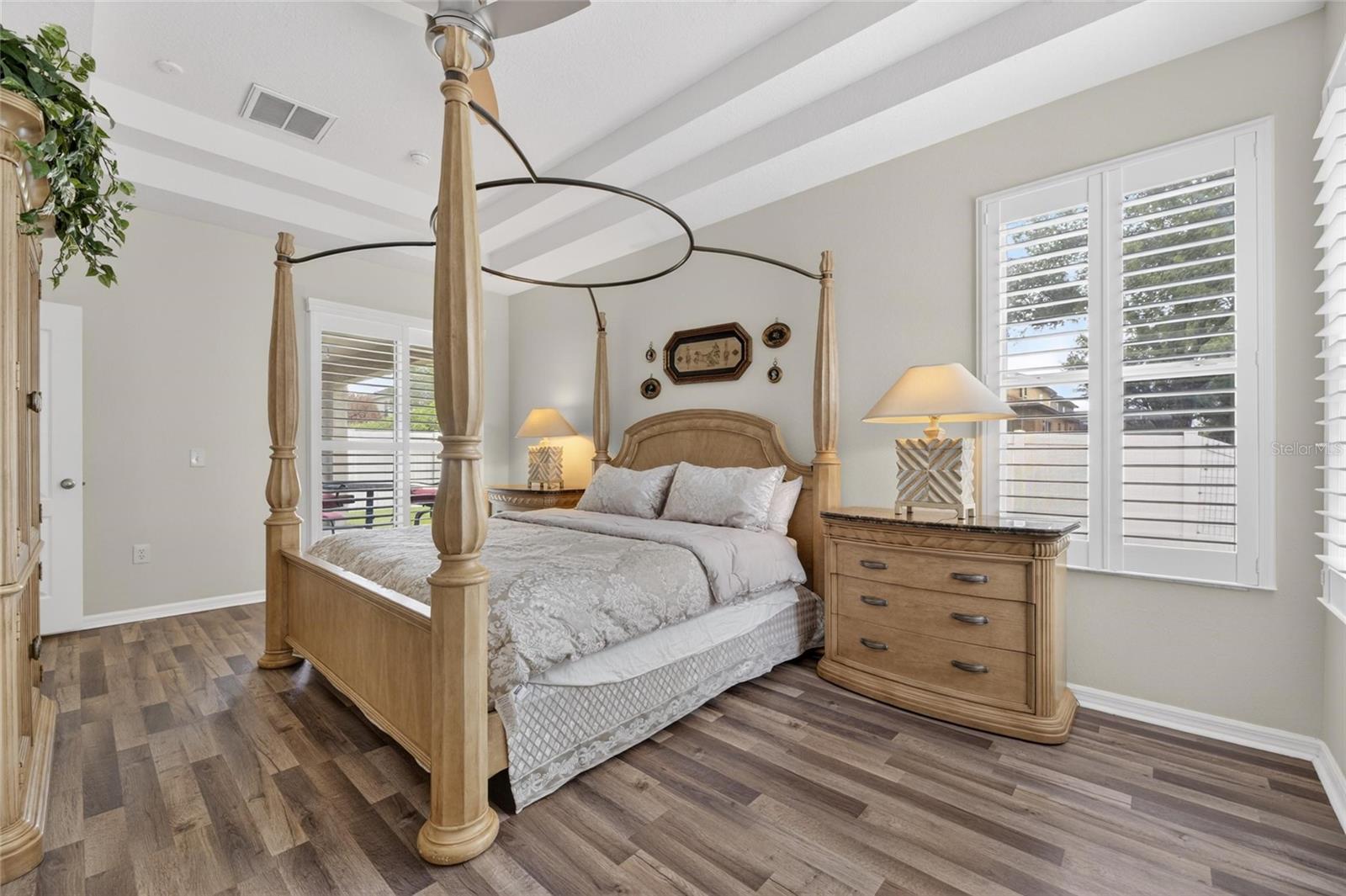 211 WESTCHESTER HILLS LN, VALRICO, FL, 33594