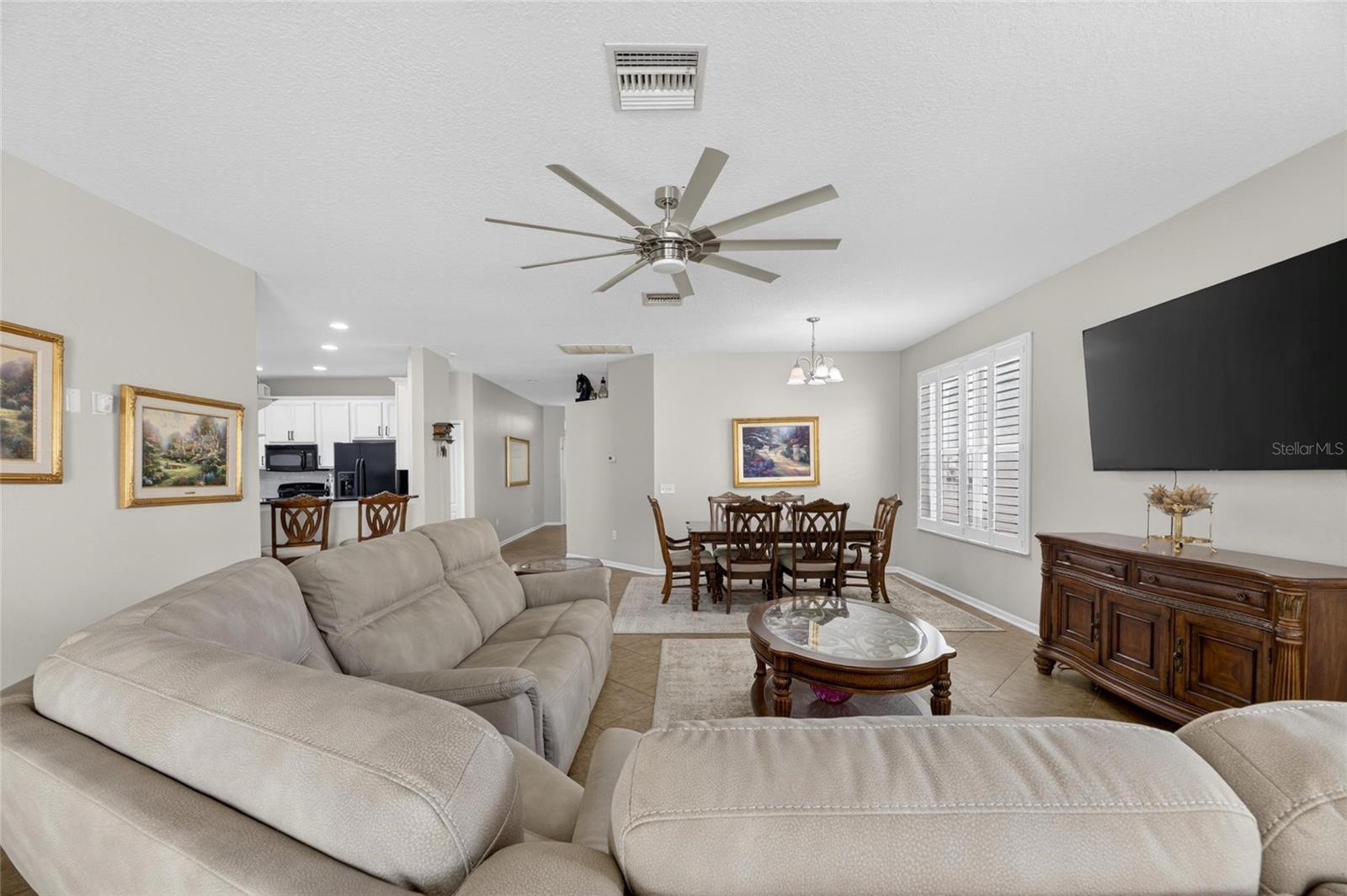 211 WESTCHESTER HILLS LN, VALRICO, FL, 33594