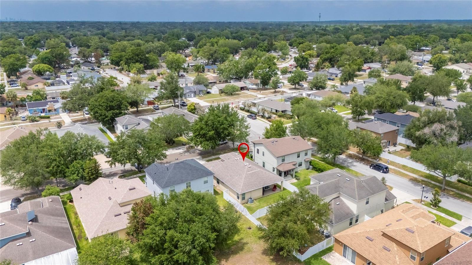 211 WESTCHESTER HILLS LN, VALRICO, FL, 33594