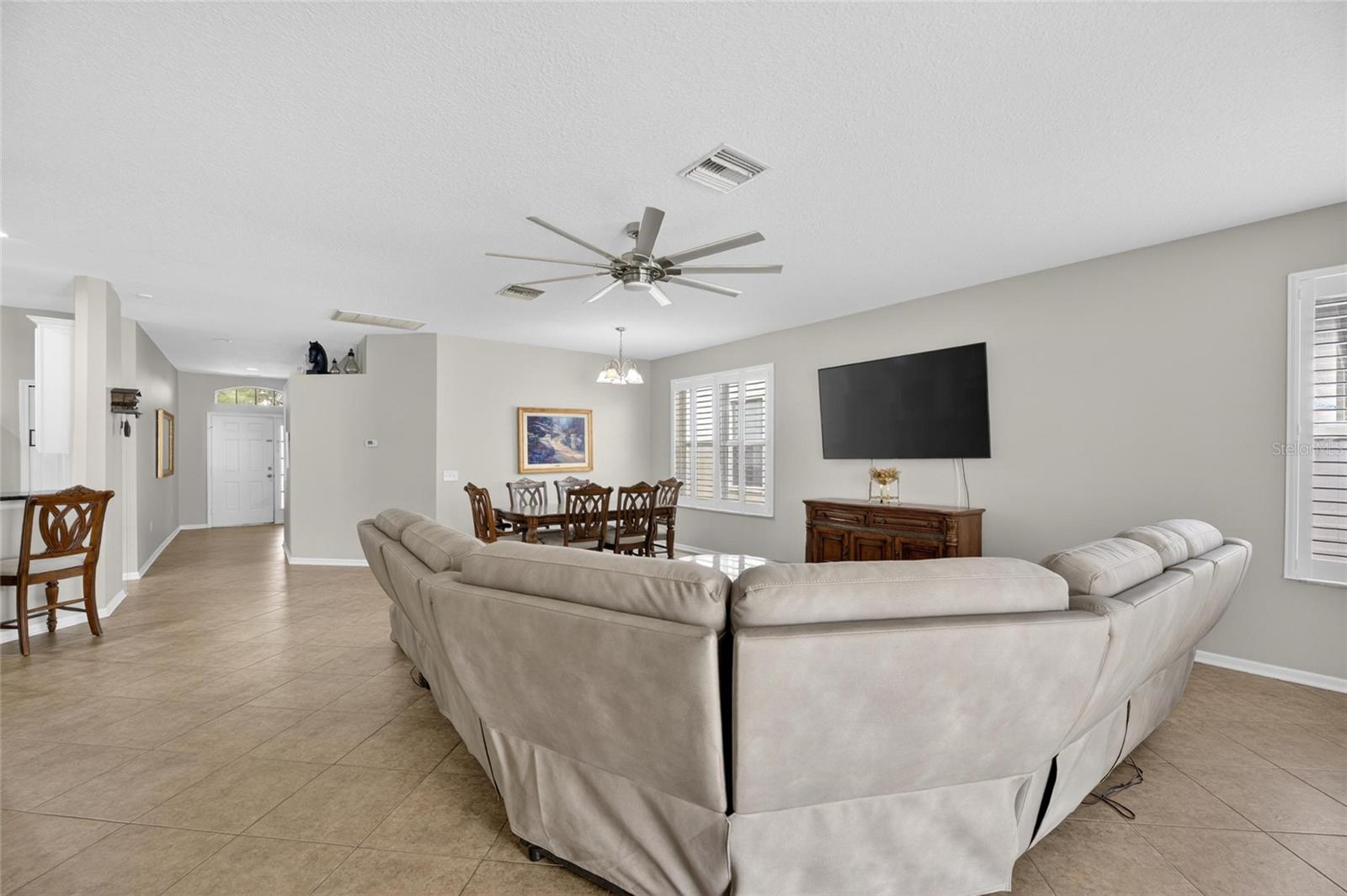 211 WESTCHESTER HILLS LN, VALRICO, FL, 33594