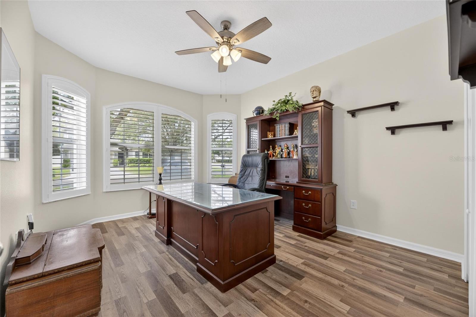 211 WESTCHESTER HILLS LN, VALRICO, FL, 33594