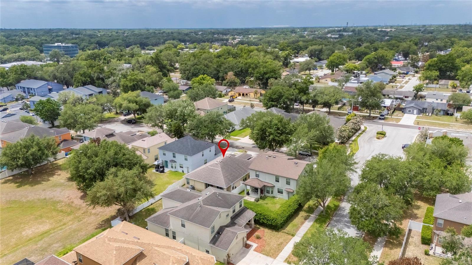 211 WESTCHESTER HILLS LN, VALRICO, FL, 33594