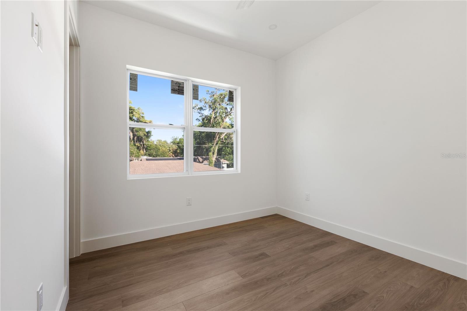 1517 ESCORT AVE, TAMPA, FL, 33610