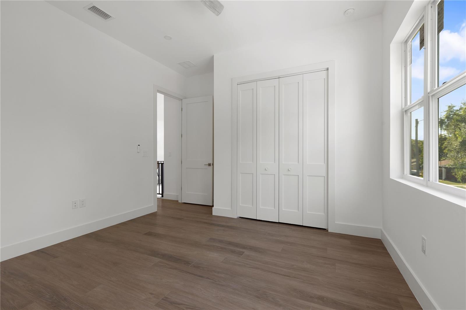 1517 ESCORT AVE, TAMPA, FL, 33610