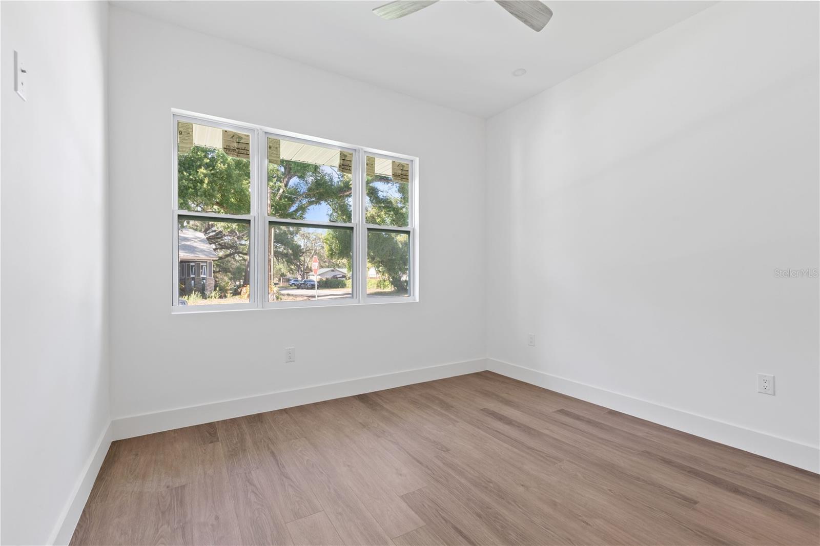 1517 ESCORT AVE, TAMPA, FL, 33610