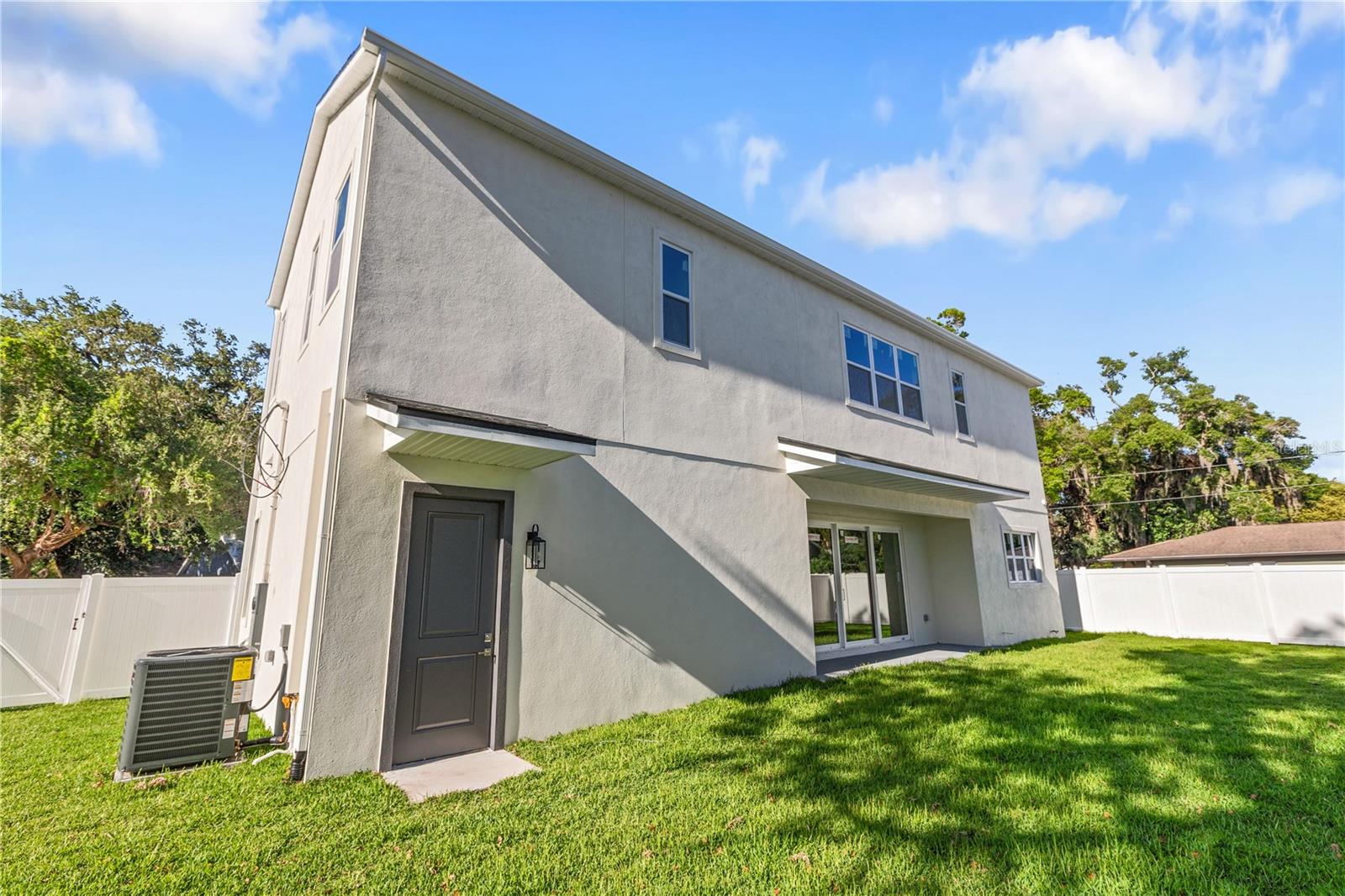 1517 ESCORT AVE, TAMPA, FL, 33610