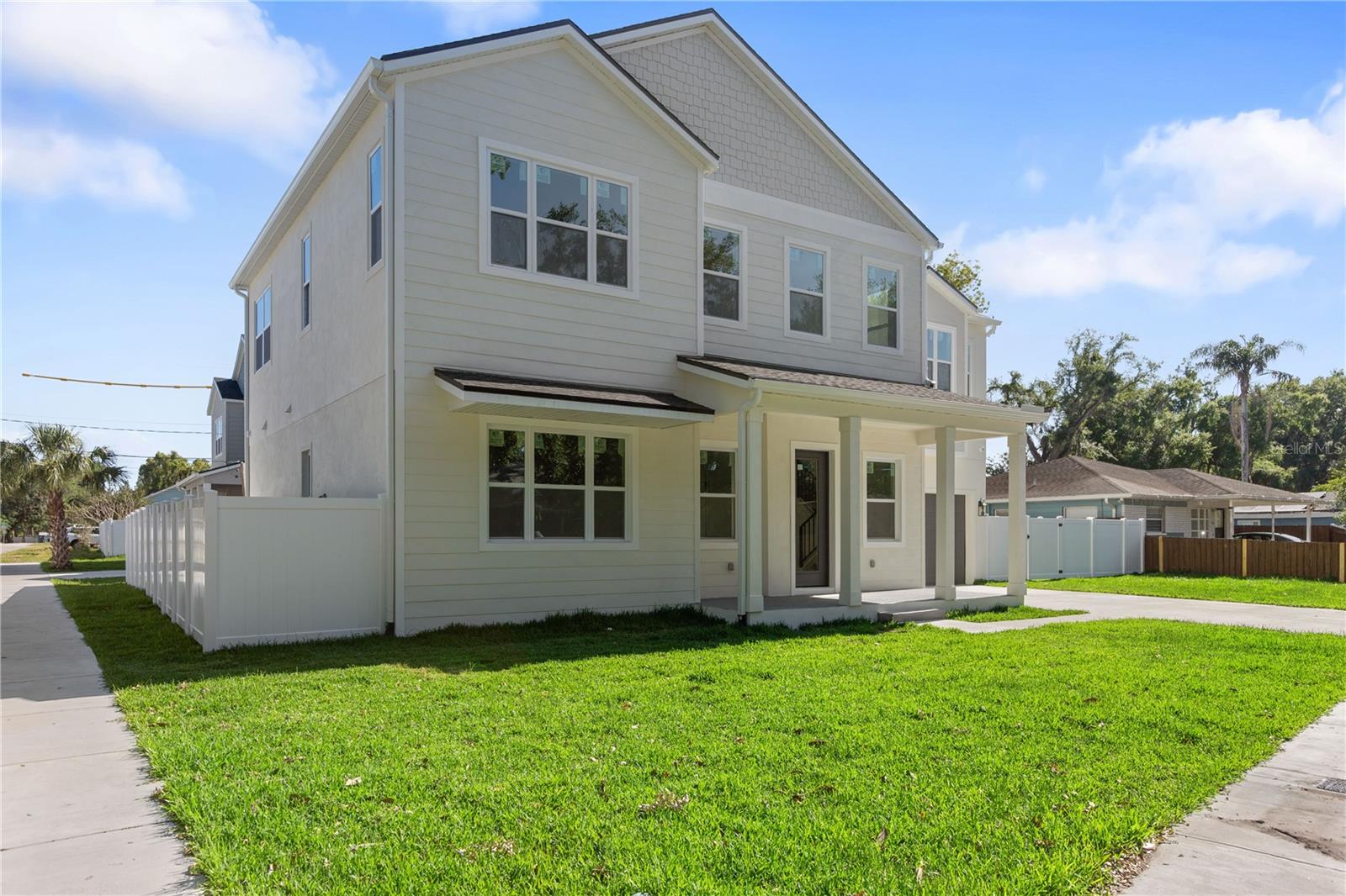 1517 ESCORT AVE, TAMPA, FL, 33610