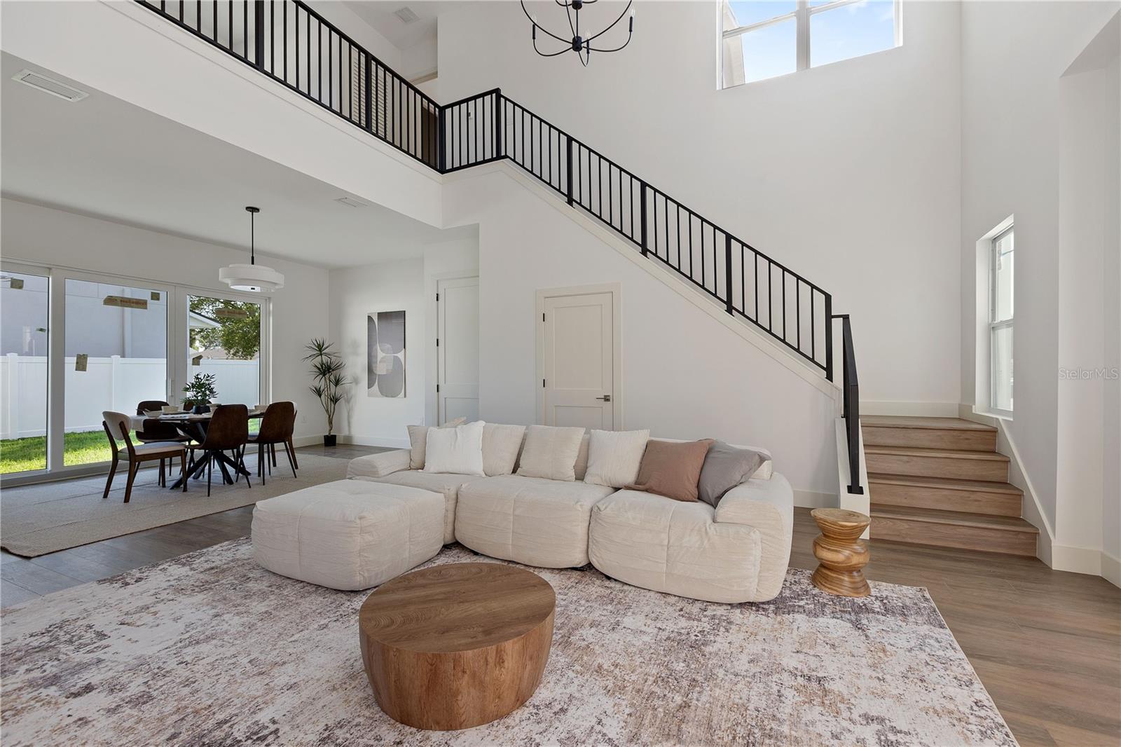 1517 ESCORT AVE, TAMPA, FL, 33610